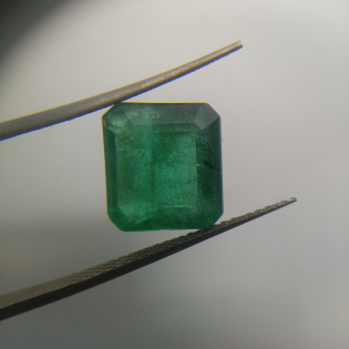 4.22ct Medium Dark Green Color, Square Shape Emerald