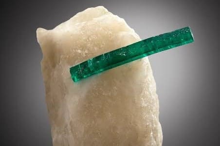 SWAT VALLEY EMERALD GEMSTONE: Certified swat origin emeralds for sale