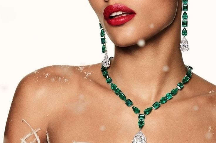 Emerald jewelry and astrology