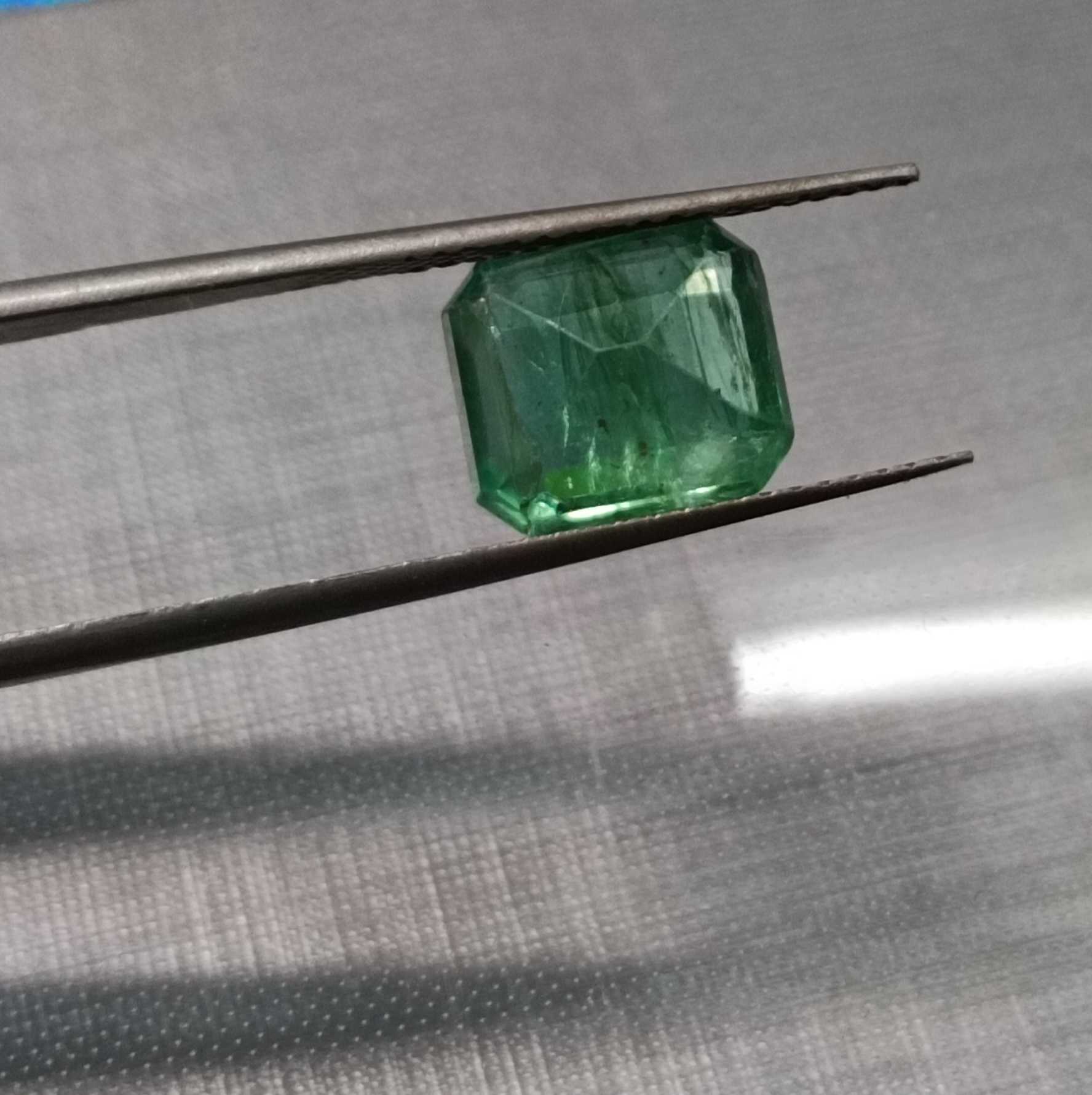 2.88ct Pakistan green octagon emerald