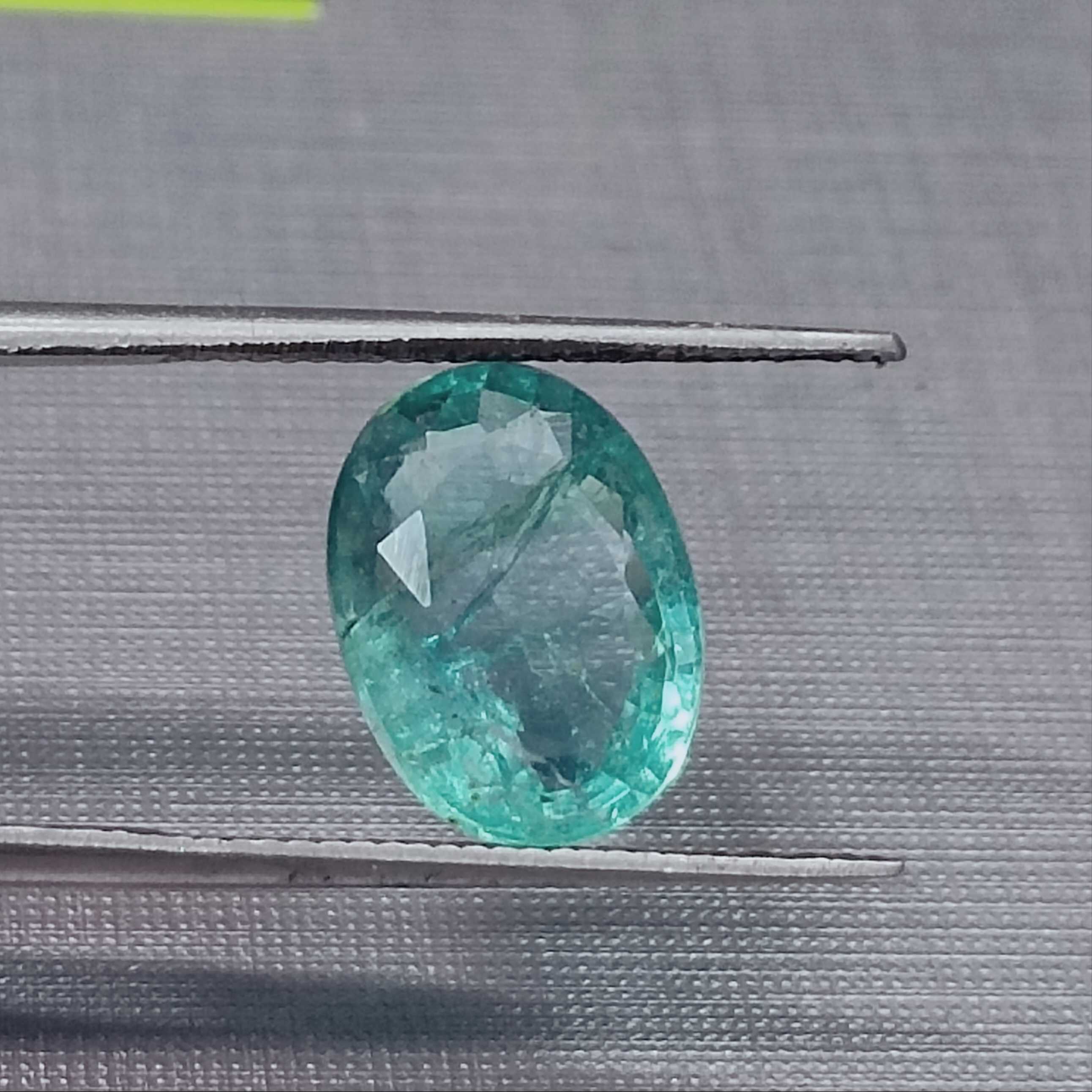 3.01ct bright medium light green oval shape emerald