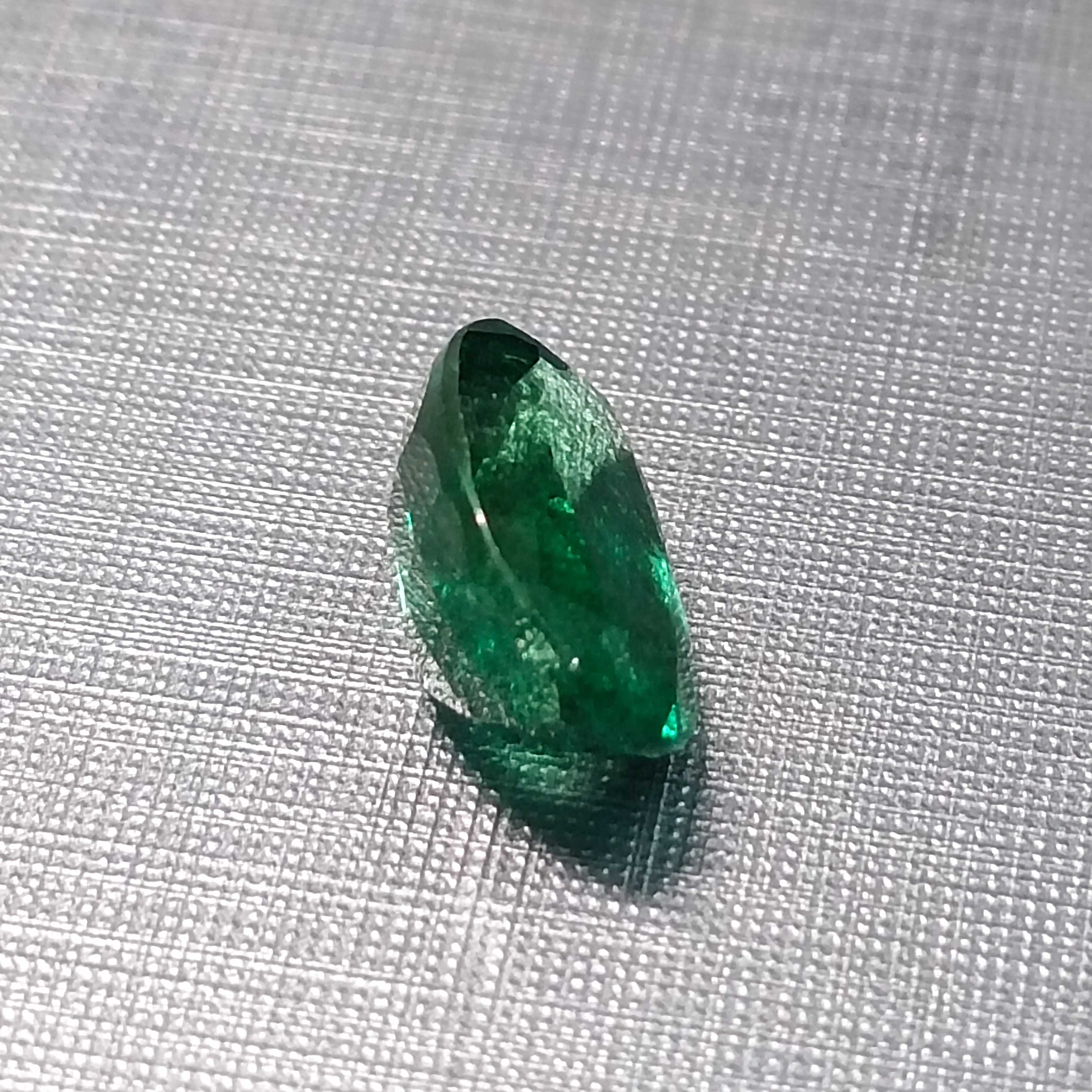 3.34ct crystal dark green oval shape Zambian emerald 