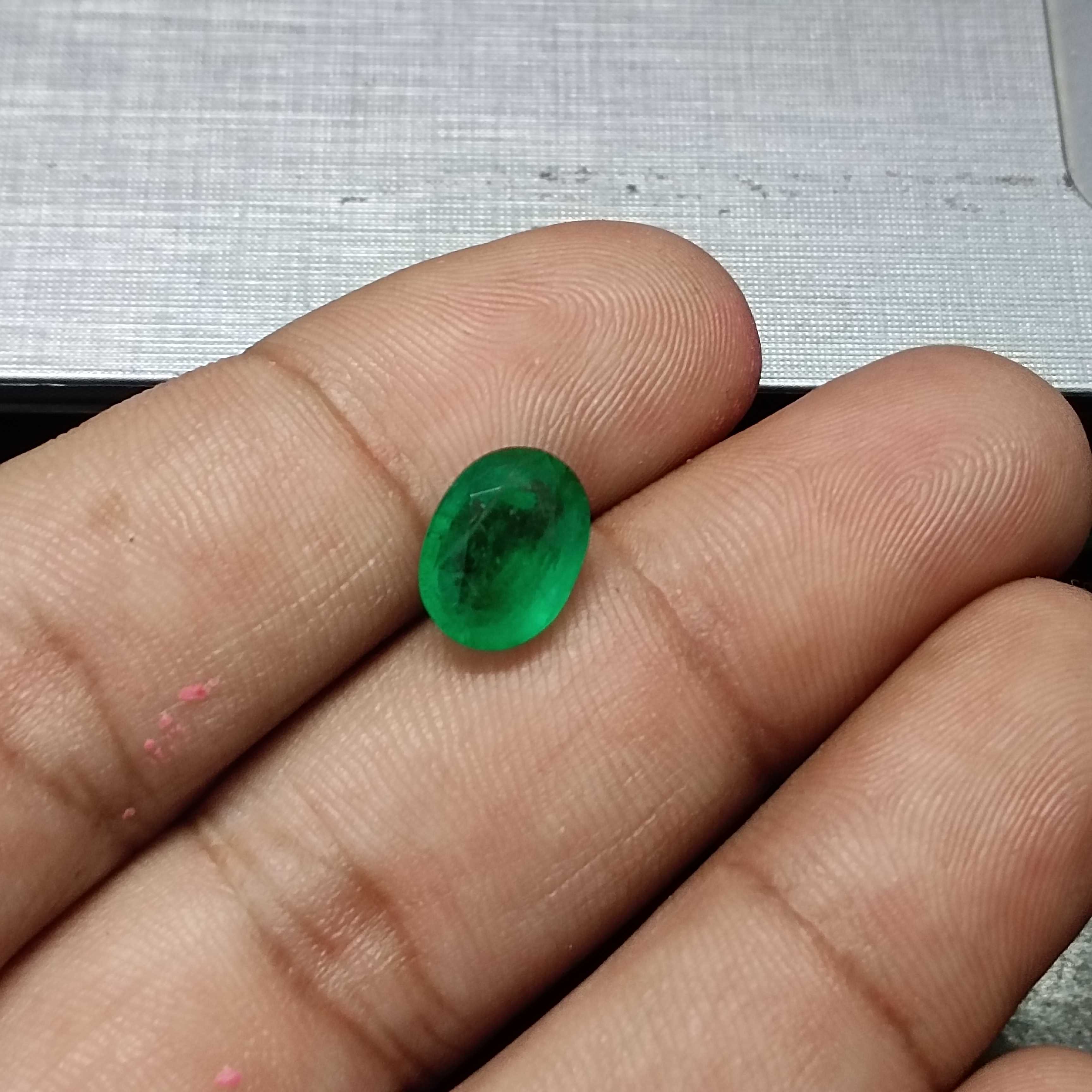 3.26ct Oval Shape Pakistan Green Color Emerald