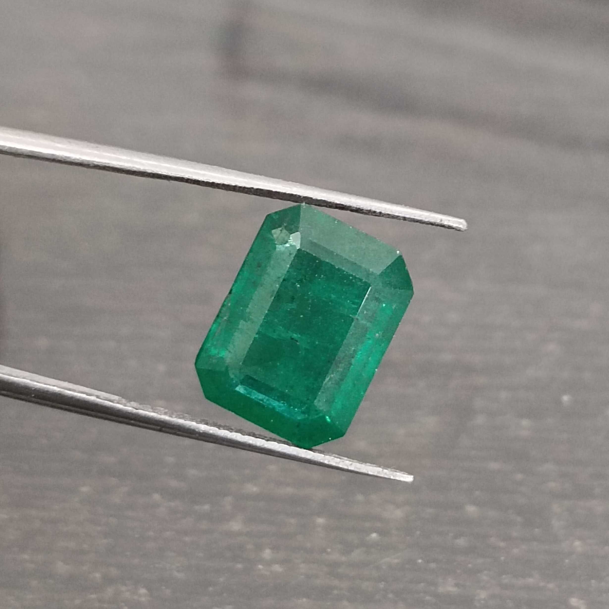 3.85ct Deep Green Rectangular Shape Zambian Emerald 