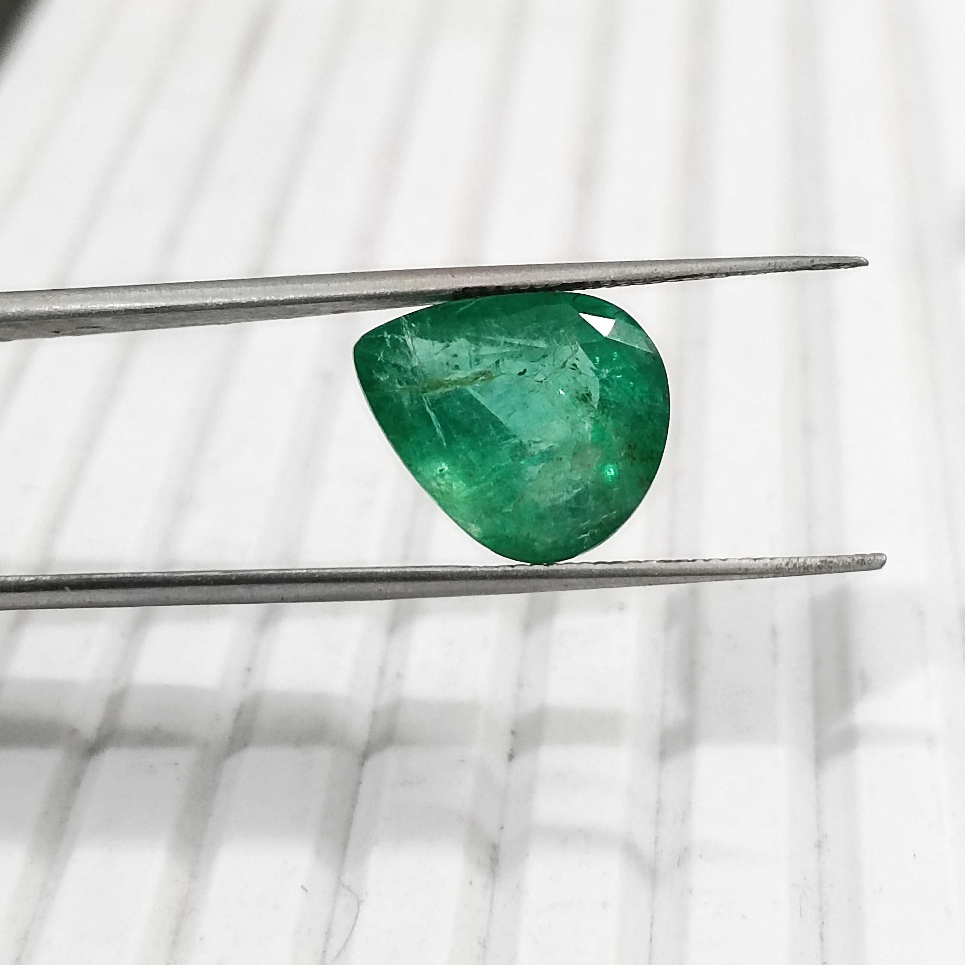 5.54ct IGI Certified Bright Neon Green Pear cut Colombian Emerald 