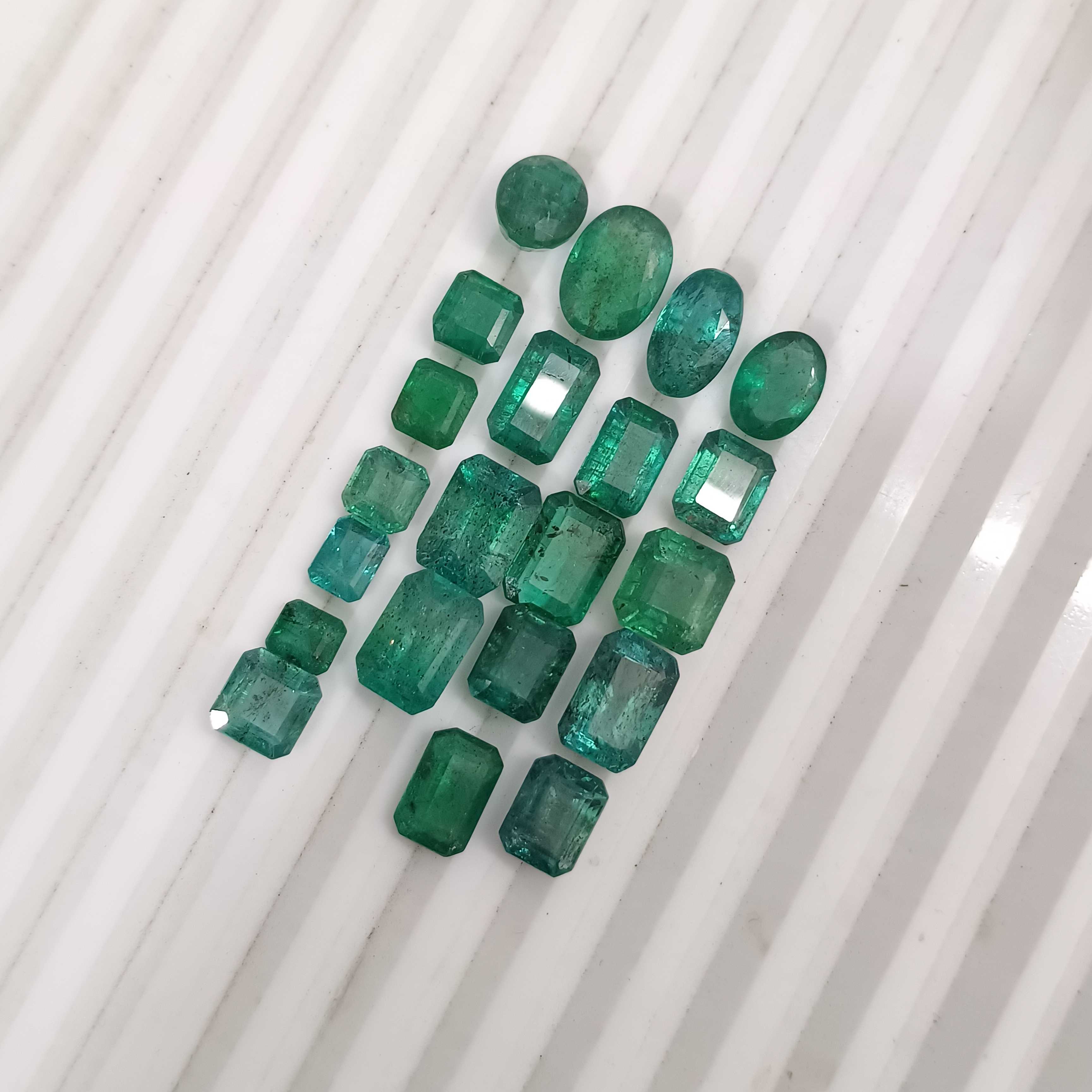 38.8ct High luster Zambian emerald parcel 