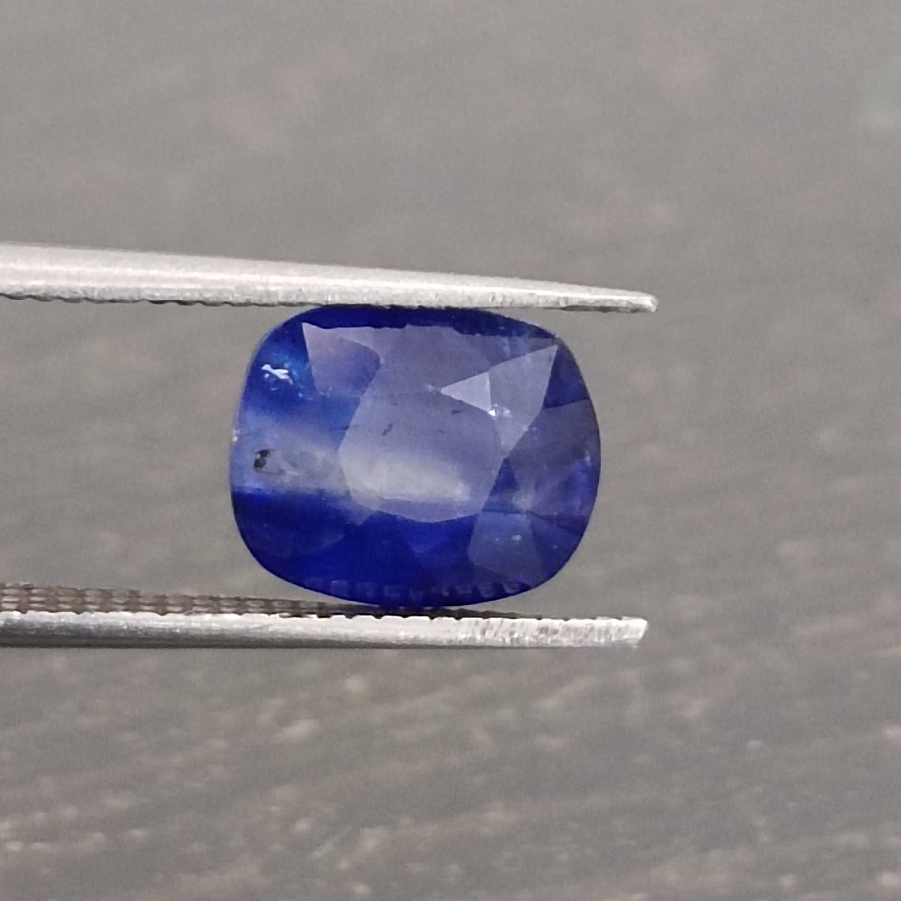 2.69ct IGI certified royal blue cushion cut sapphire  gemstone /