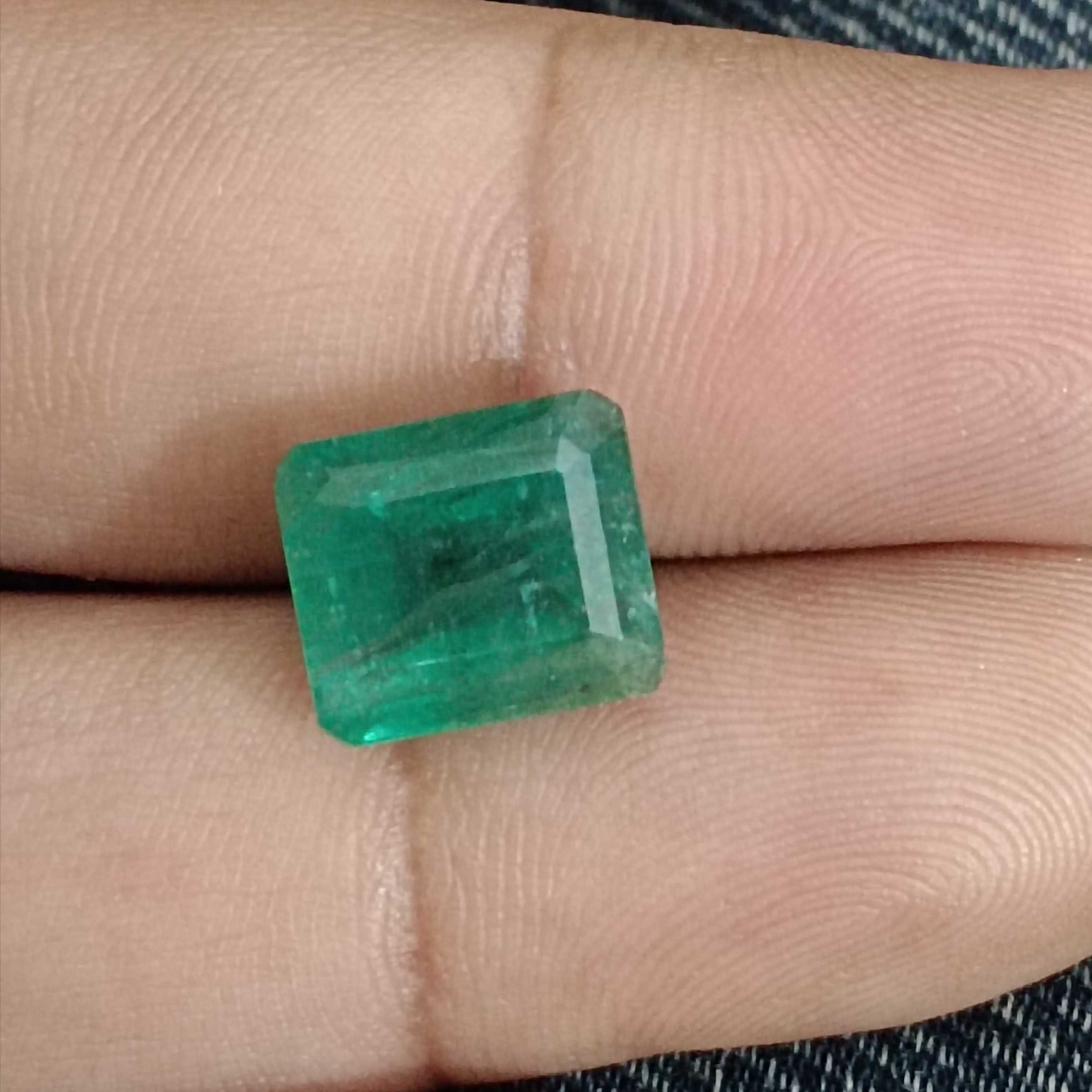 6.36ct deep green one side faceted emerald sugarloaf gem