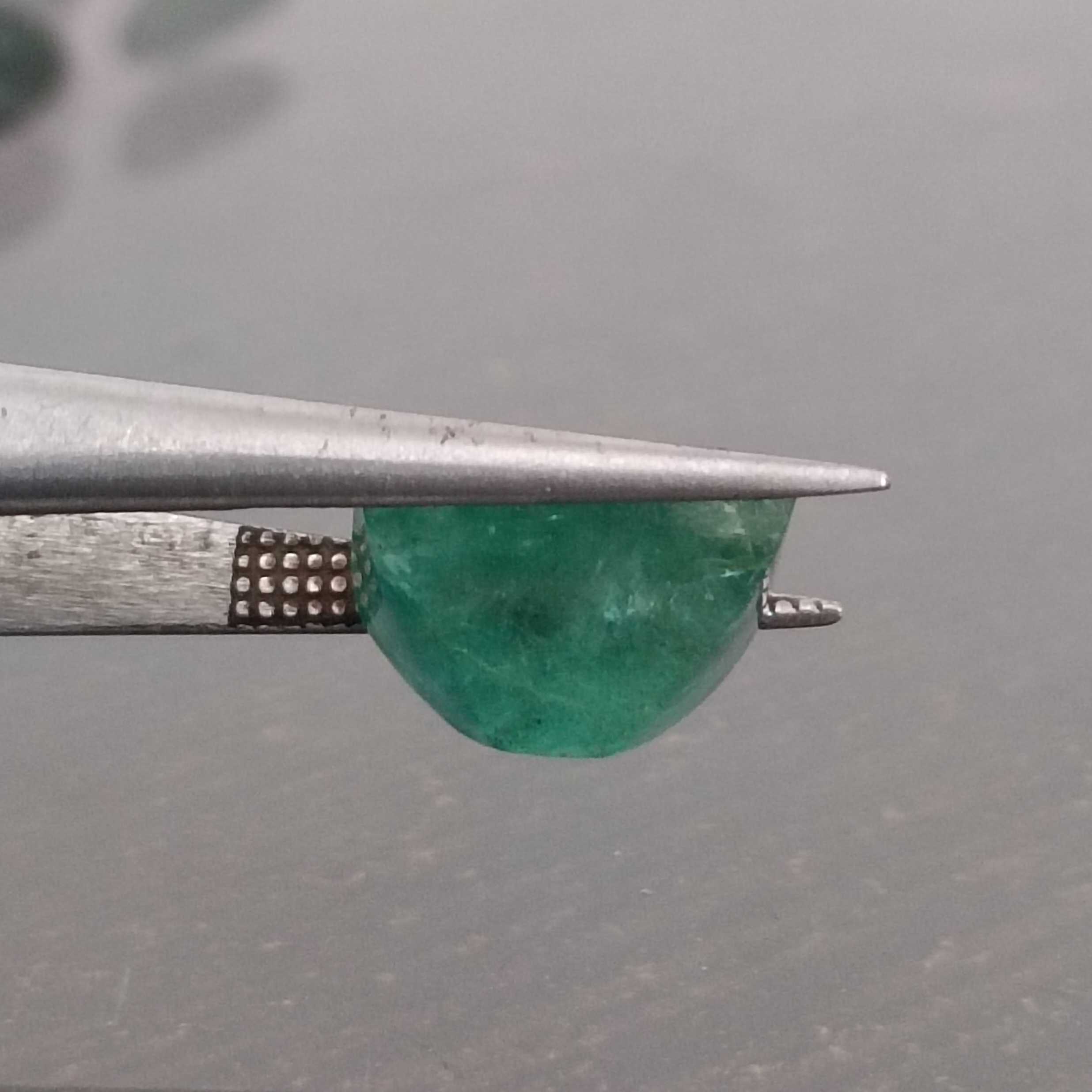 6.36ct deep green one side faceted emerald sugarloaf gem