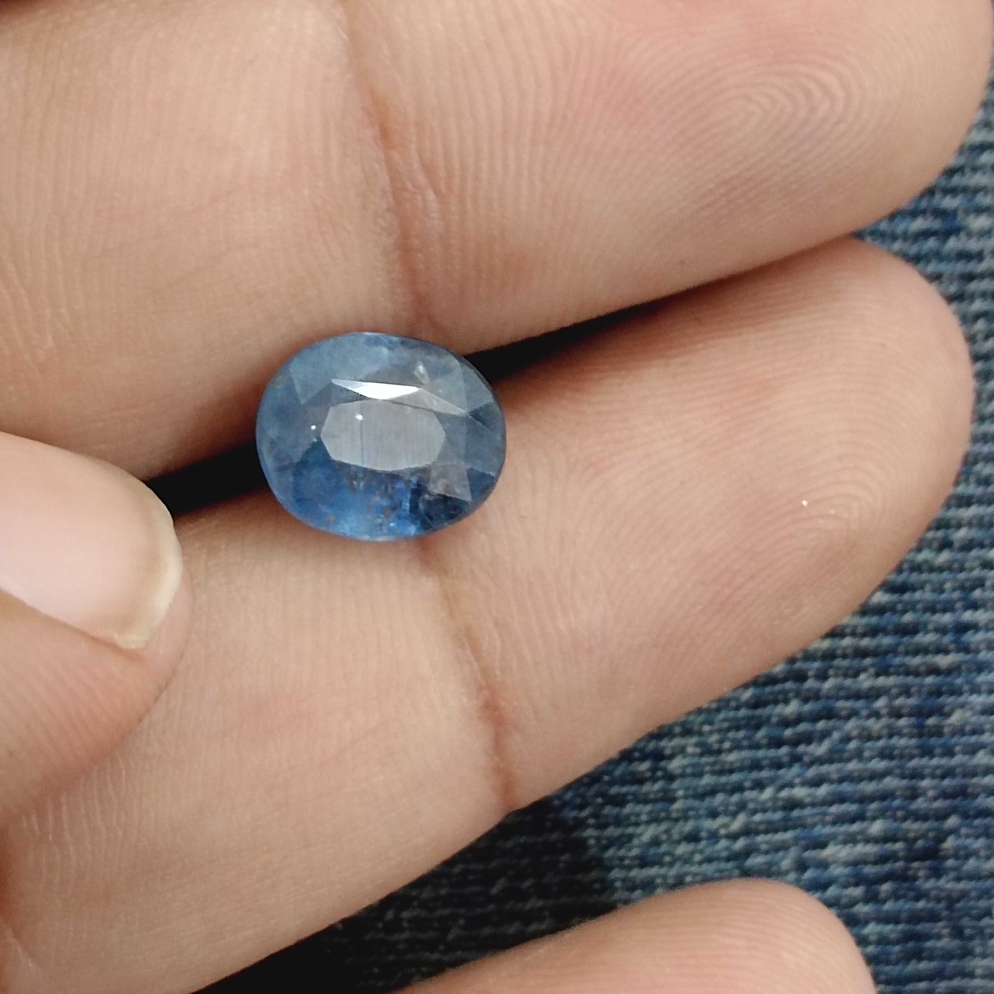 4.25ct IGI certified cobalt blue oval cut sapphire gem