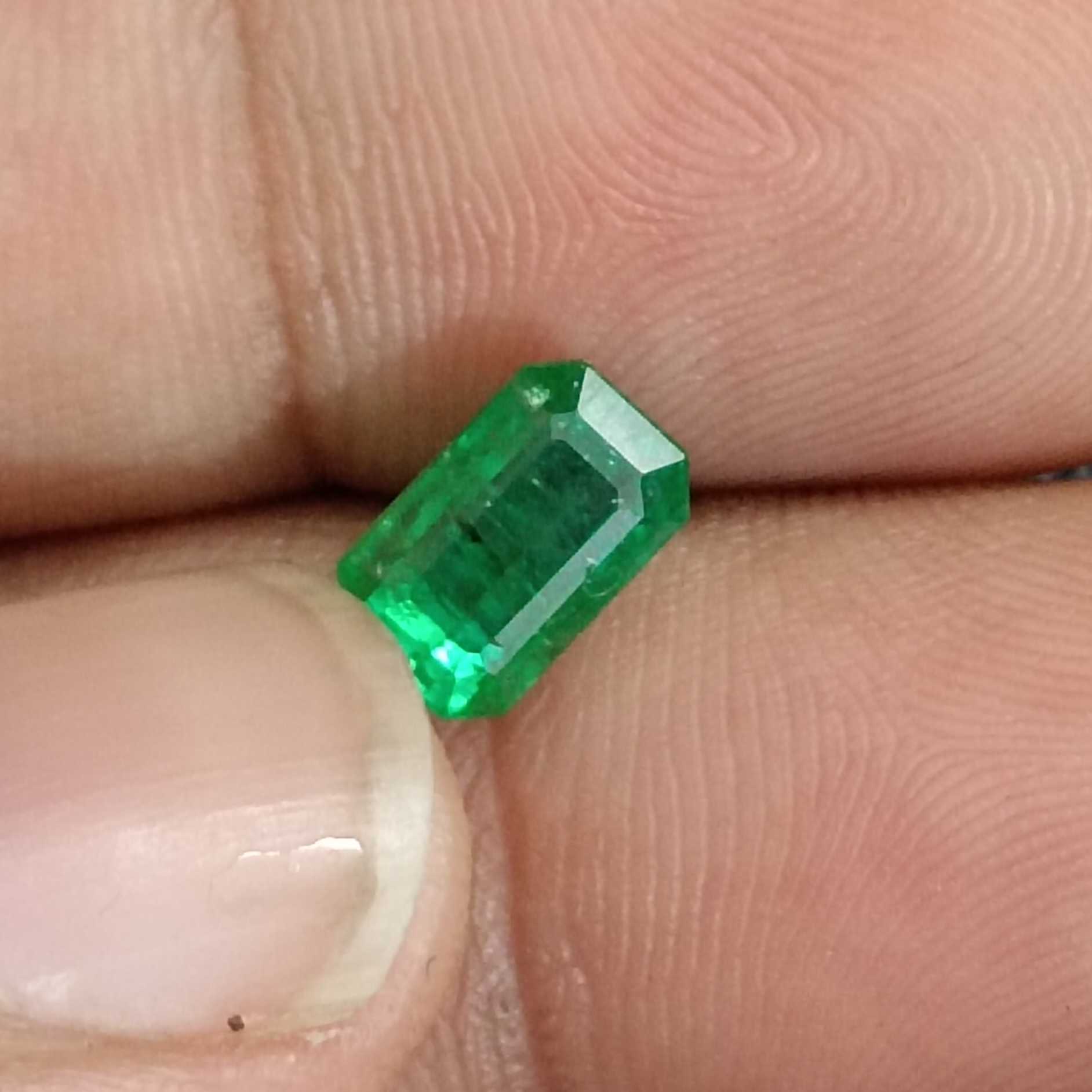 2.06ct vivid green octagon emerald. Certified on demand