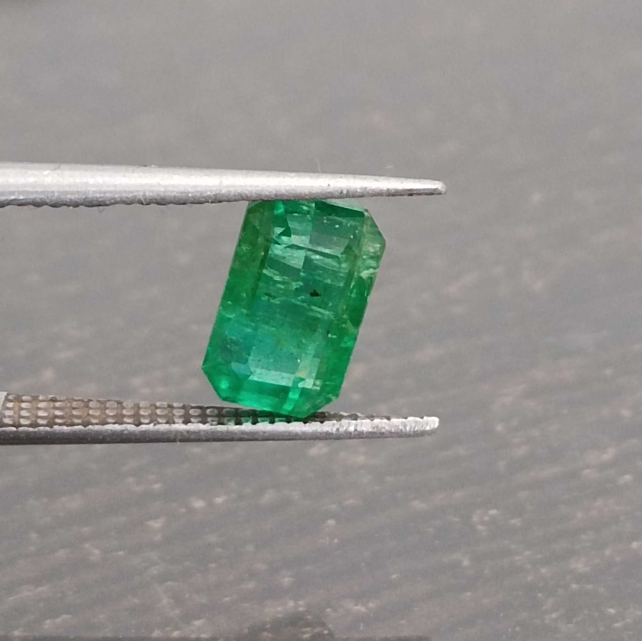 2.06ct vivid green octagon emerald. Certified on demand