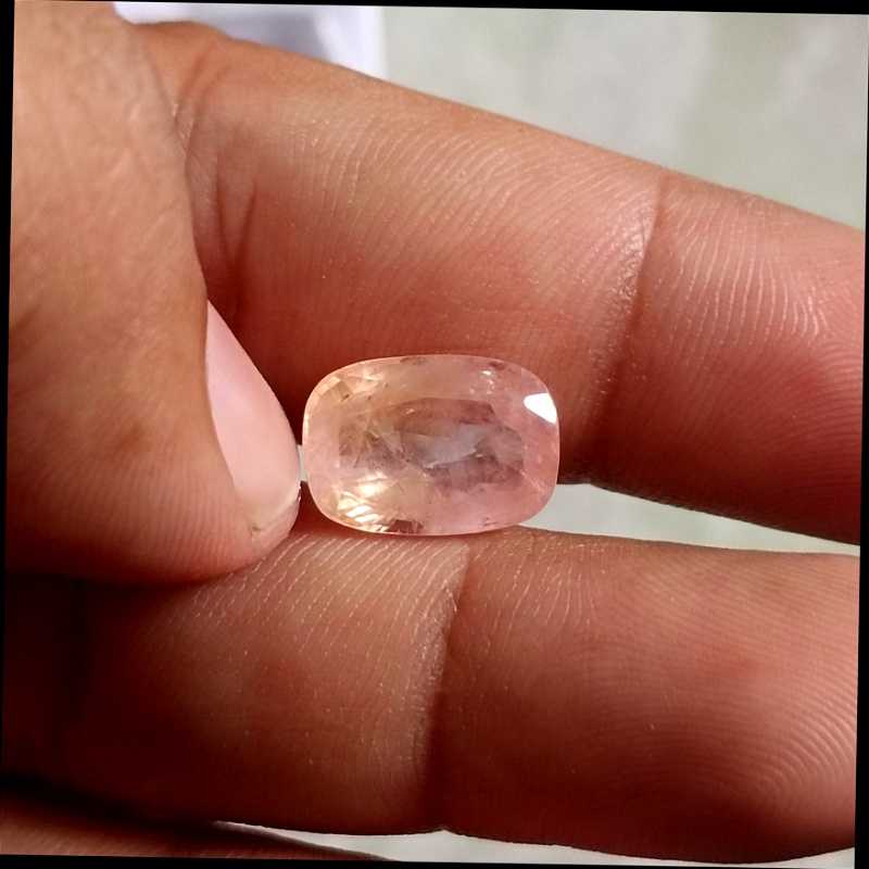 7.88ct IGI certified Unheated padparadscha sapphire gemstone