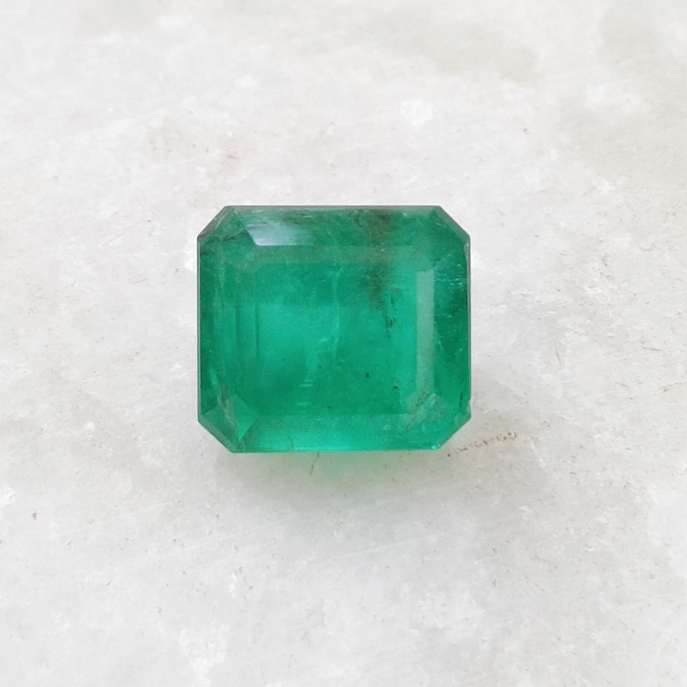 4.31ct velvet medium green octagon emerald/