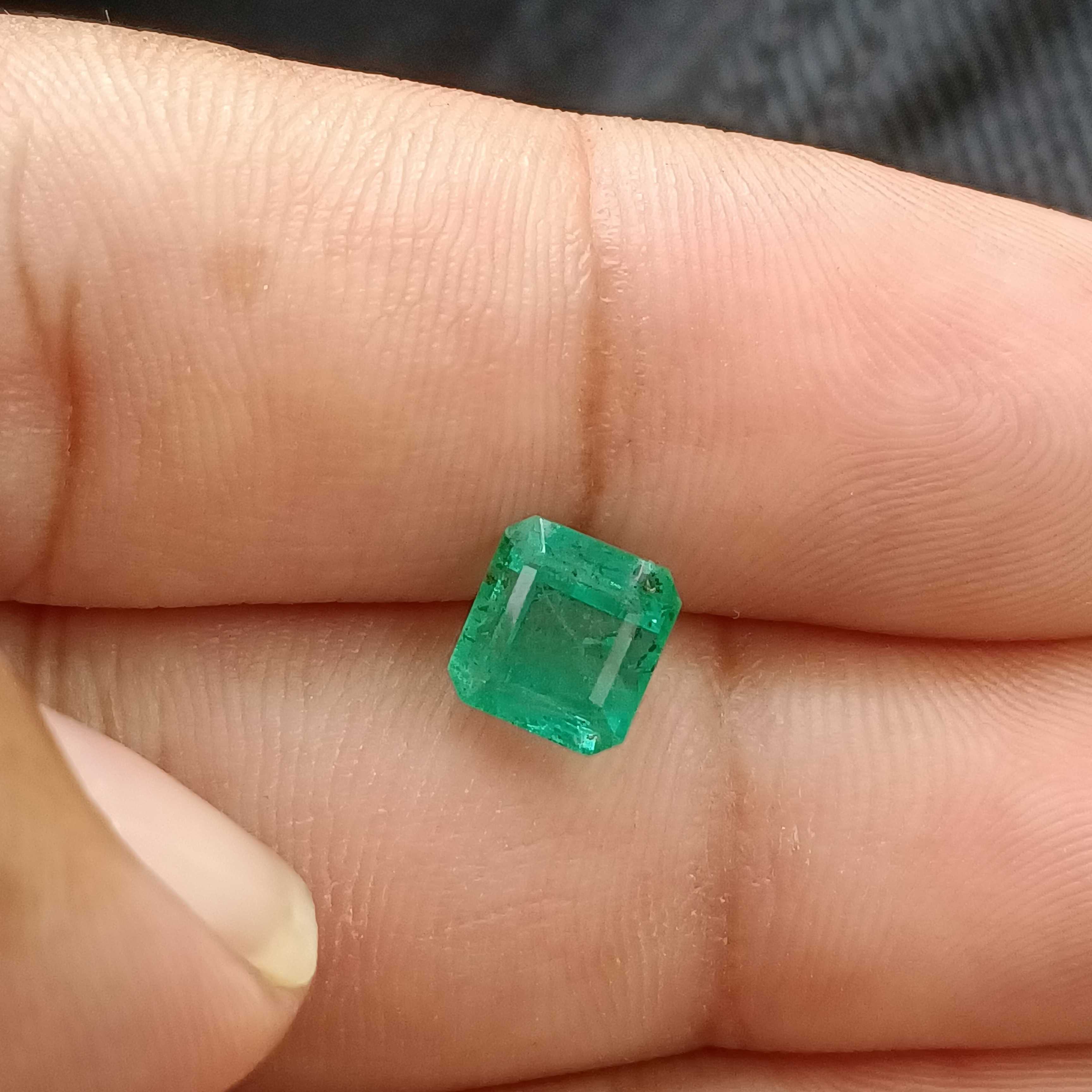 2.40ct spring green square octagon emerald certified 