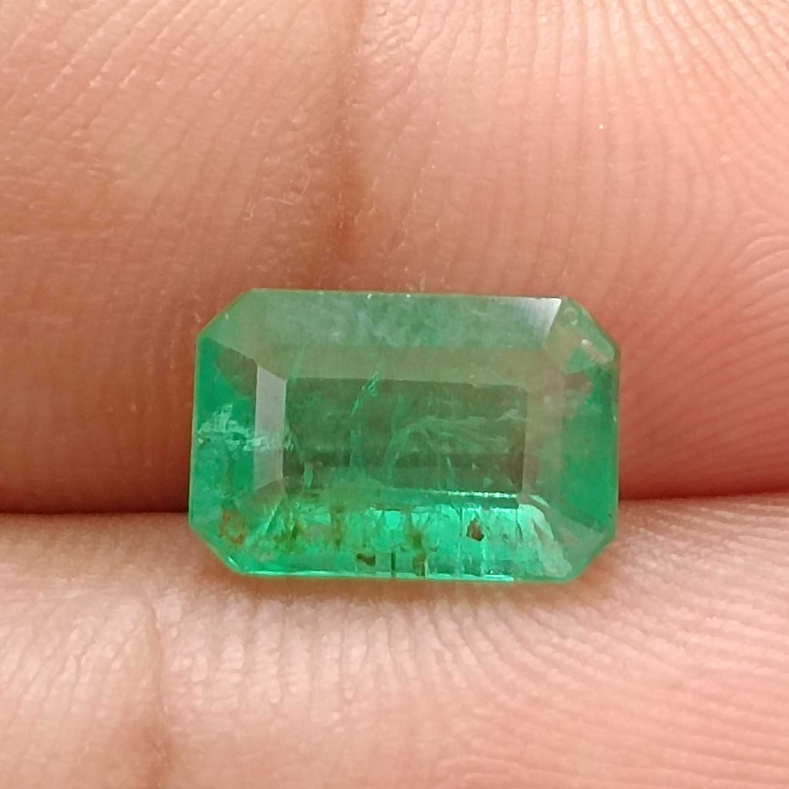 2.44ct Medium light green octagon Panjshir emerald gem certified /