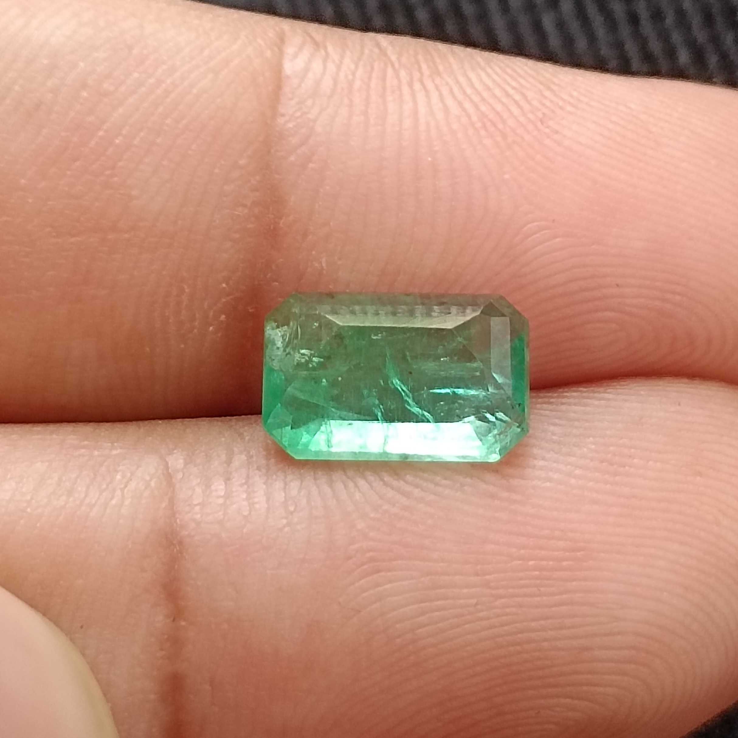 2.44ct Medium light green octagon Panjshir emerald gem certified 