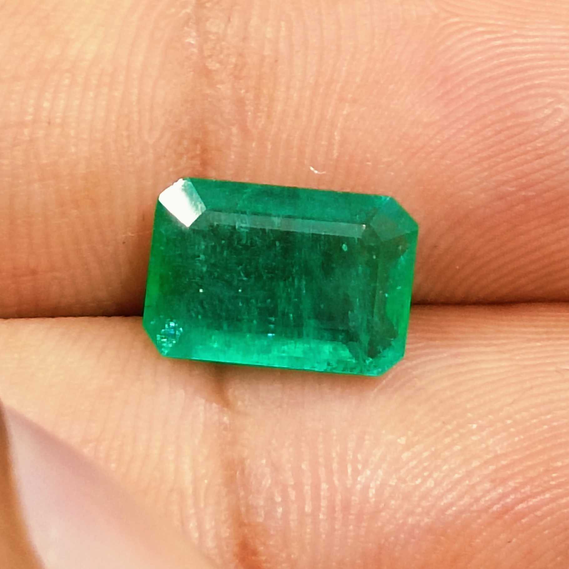 2.94ct velvet green octagon Panjshir emerald gemstone certified /