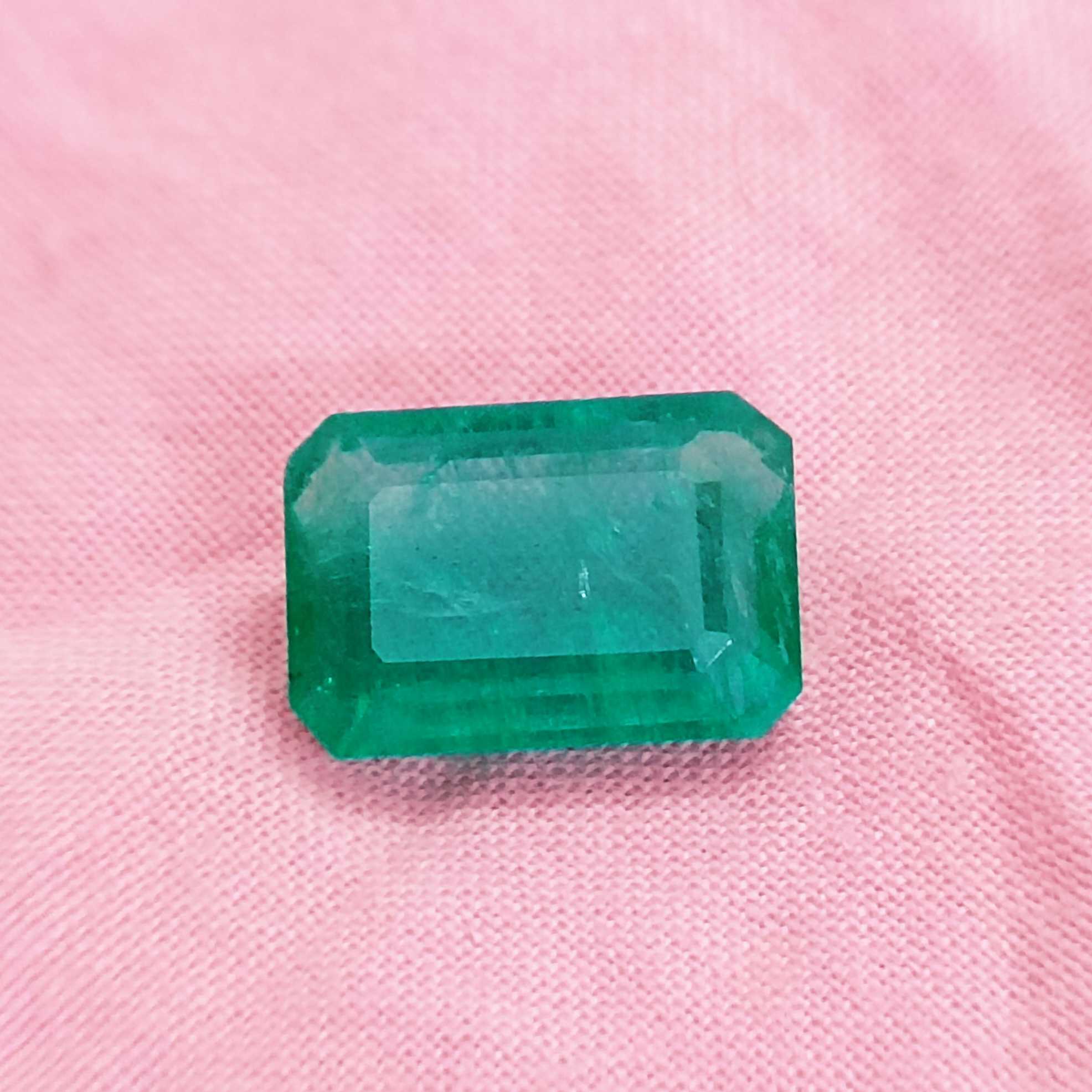 2.94ct velvet green octagon Panjshir emerald gemstone certified 