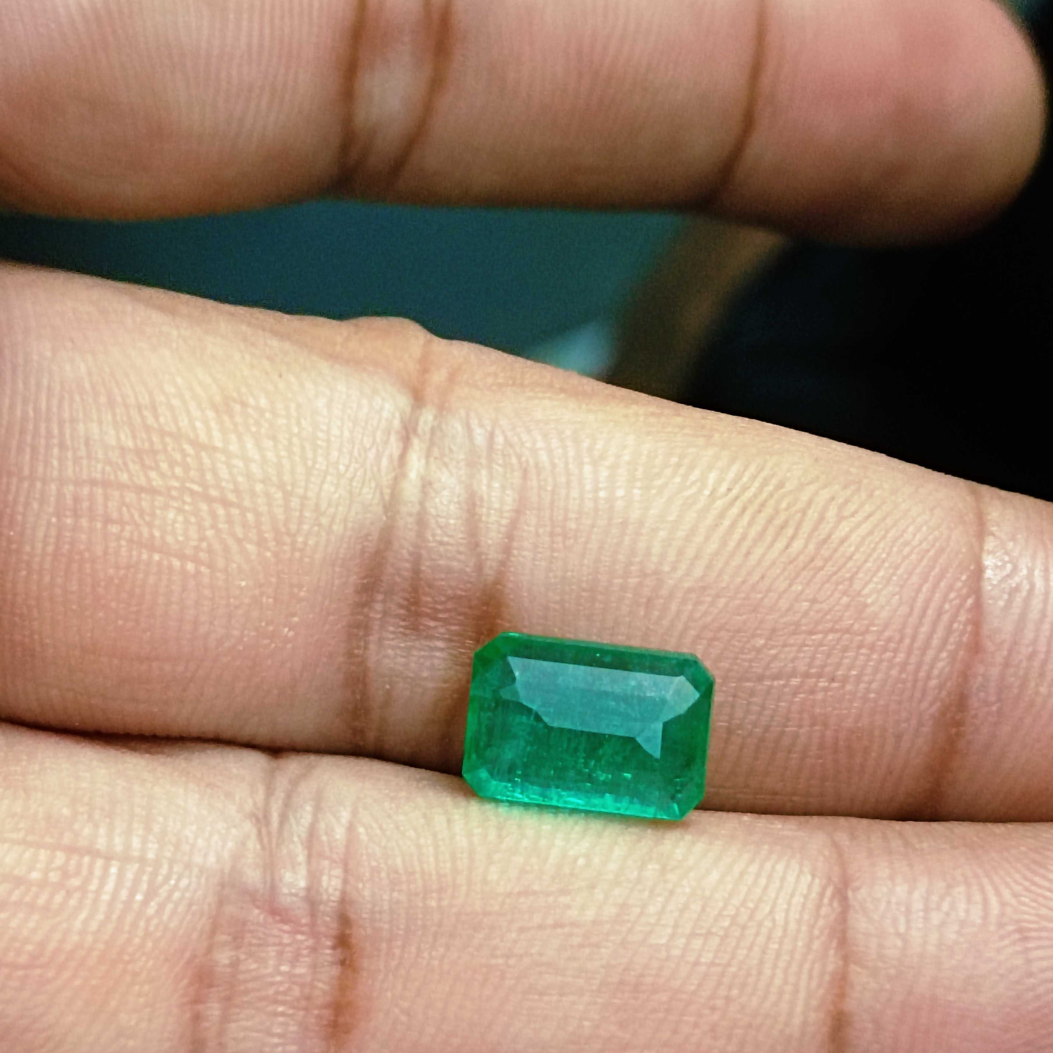 2.94ct velvet green octagon Panjshir emerald gemstone certified 