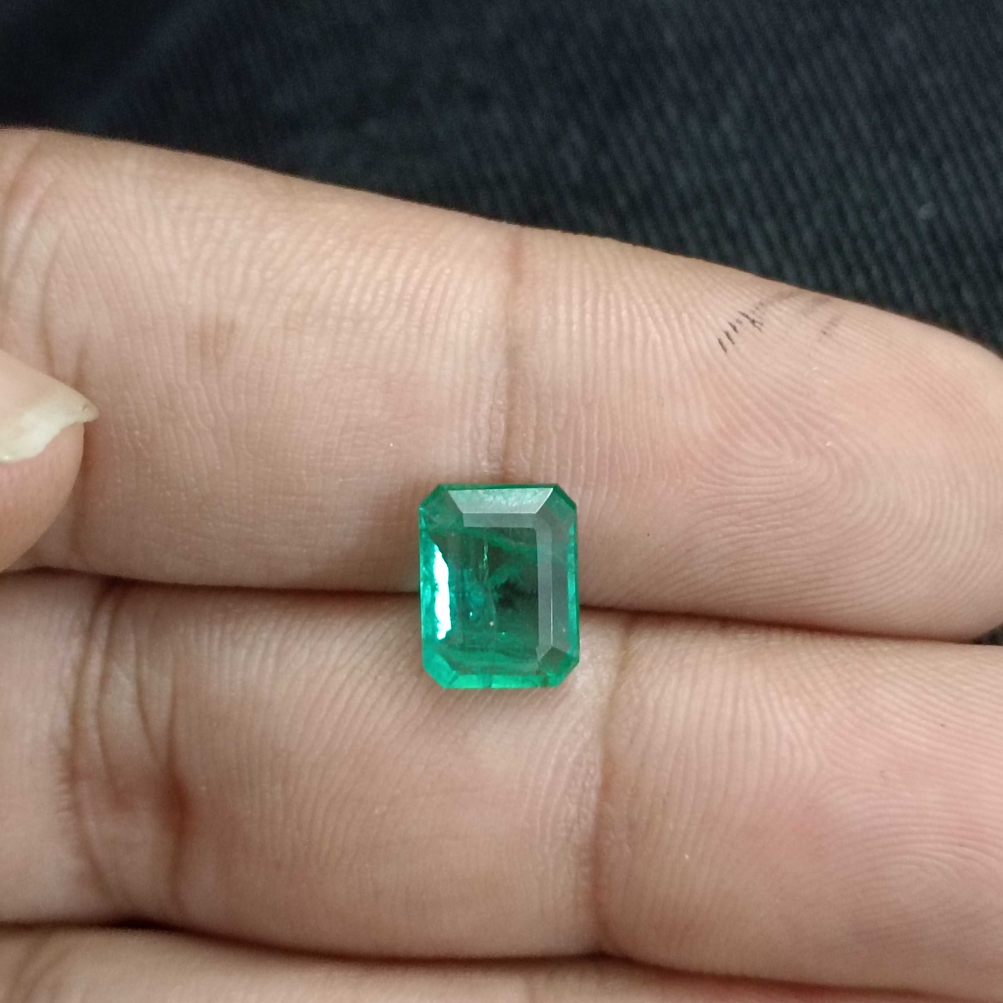 2.28ct Natural Vivid green emerald octagon cut certified gem