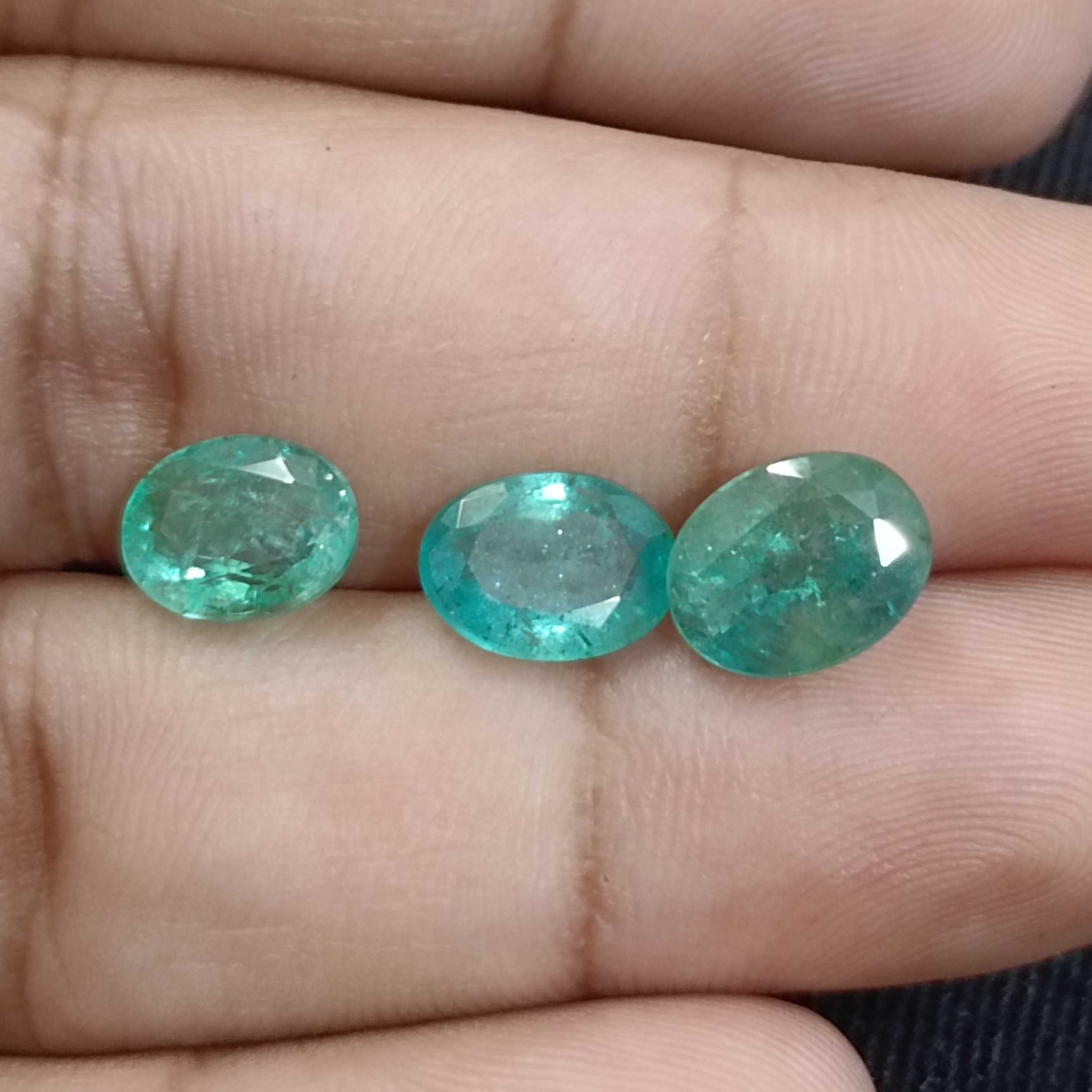 7.13ct 3pcs oval natural emerald gemstone parcel /