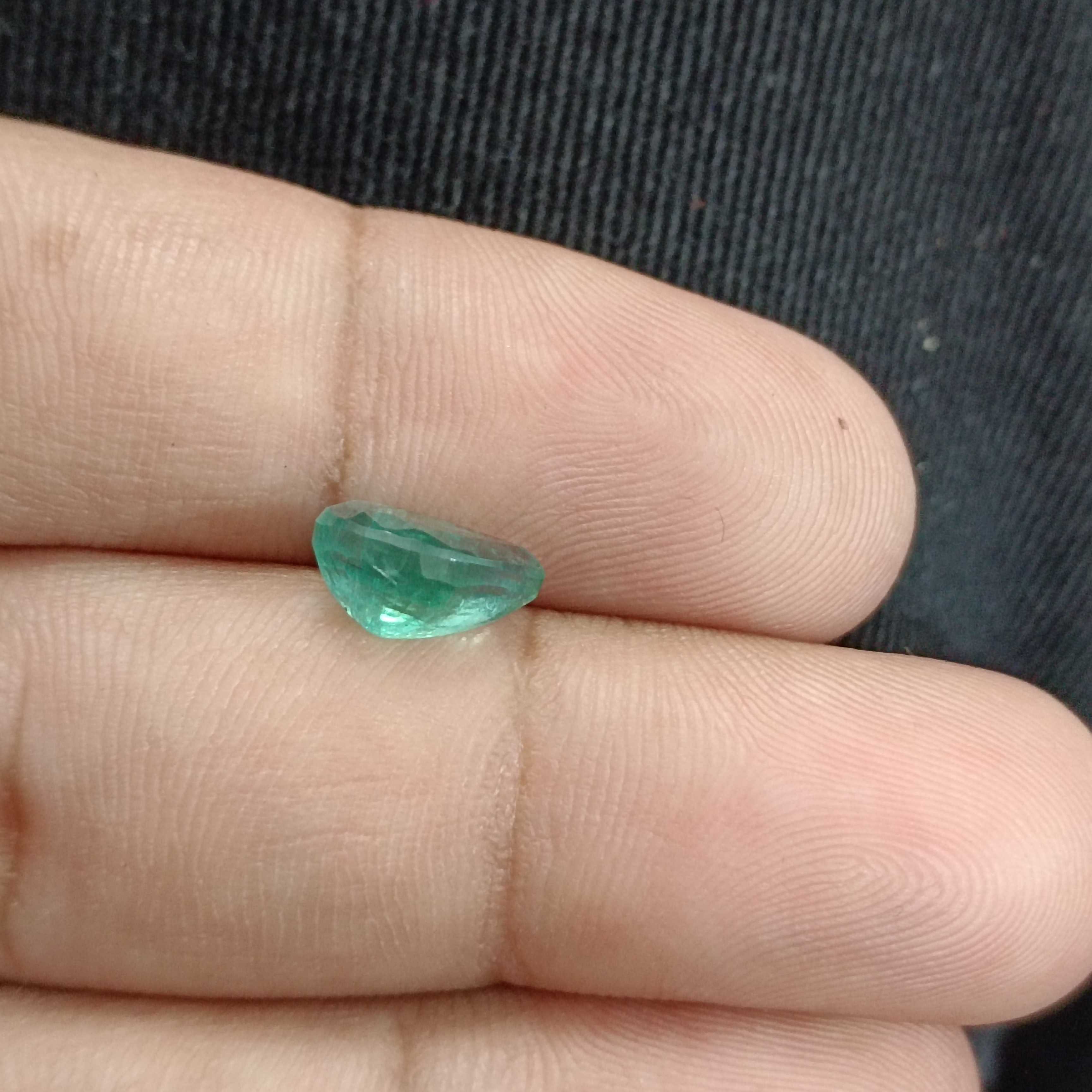 2.20ct bluish golden green natural pear cut emerald gemstone 