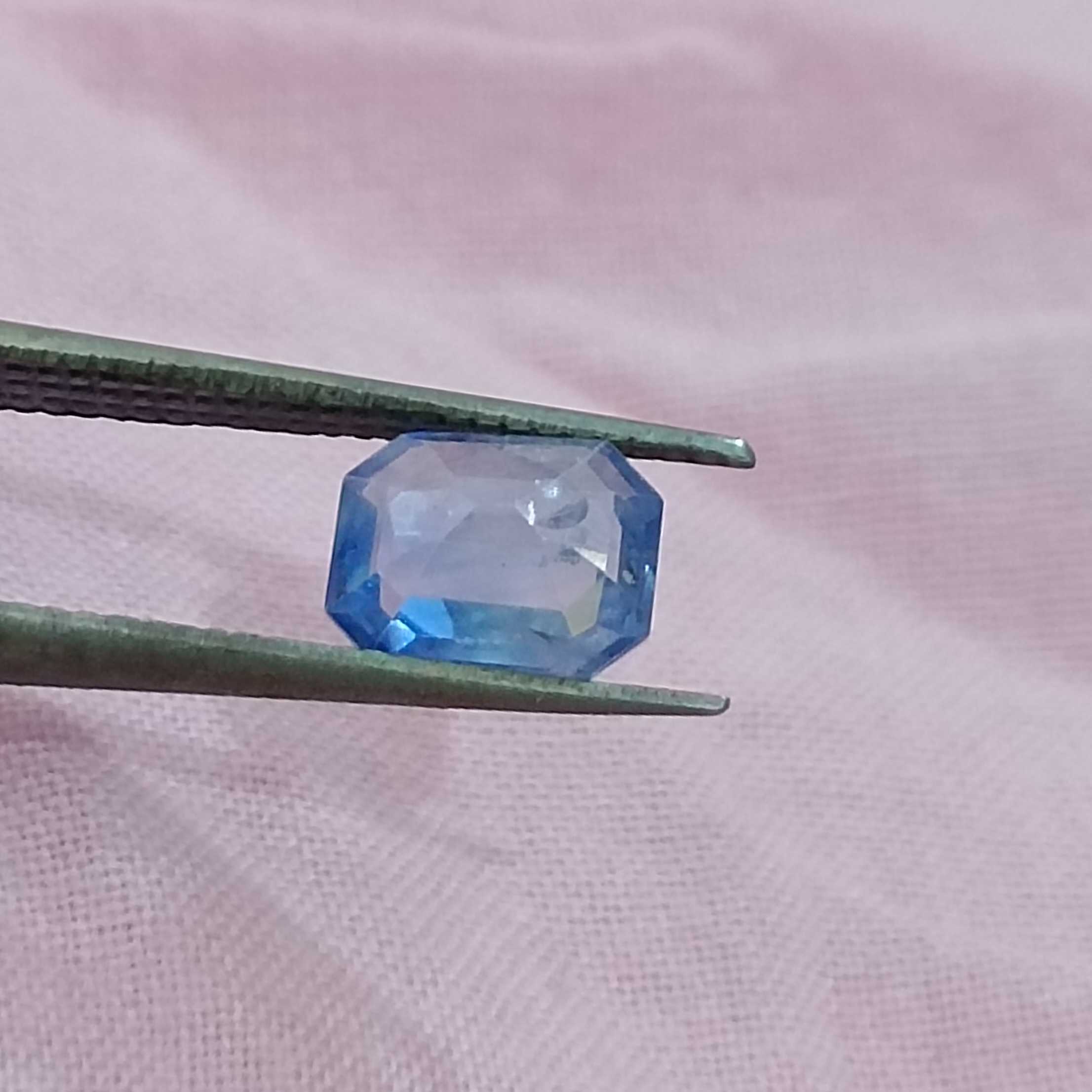 1.02ct unheated medium deep sky blue octagon sapphire gem