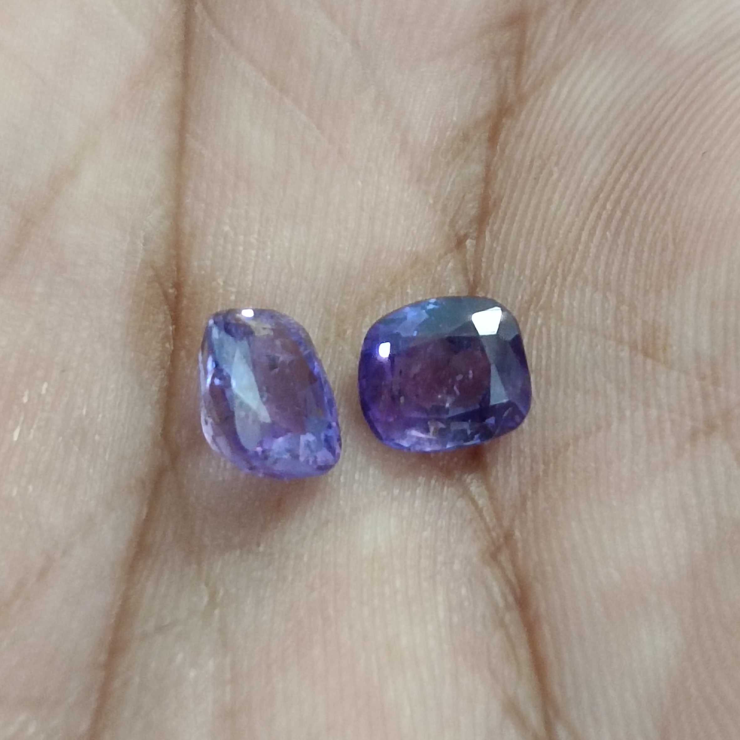 2.91ct 2 pcs deep purple blue color changing sapphire gemstones