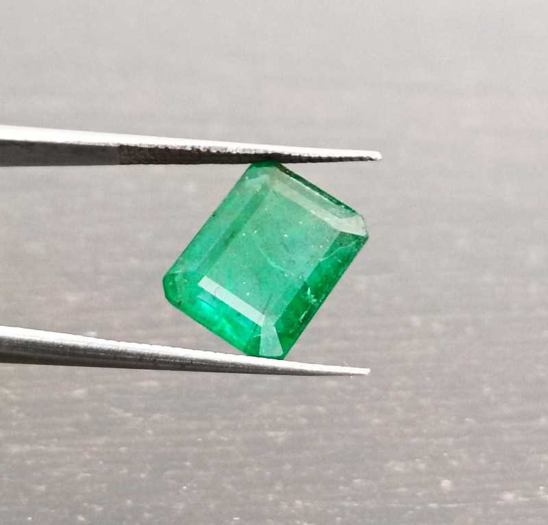 4.18ct lively pure green color octagon cut emerald gem