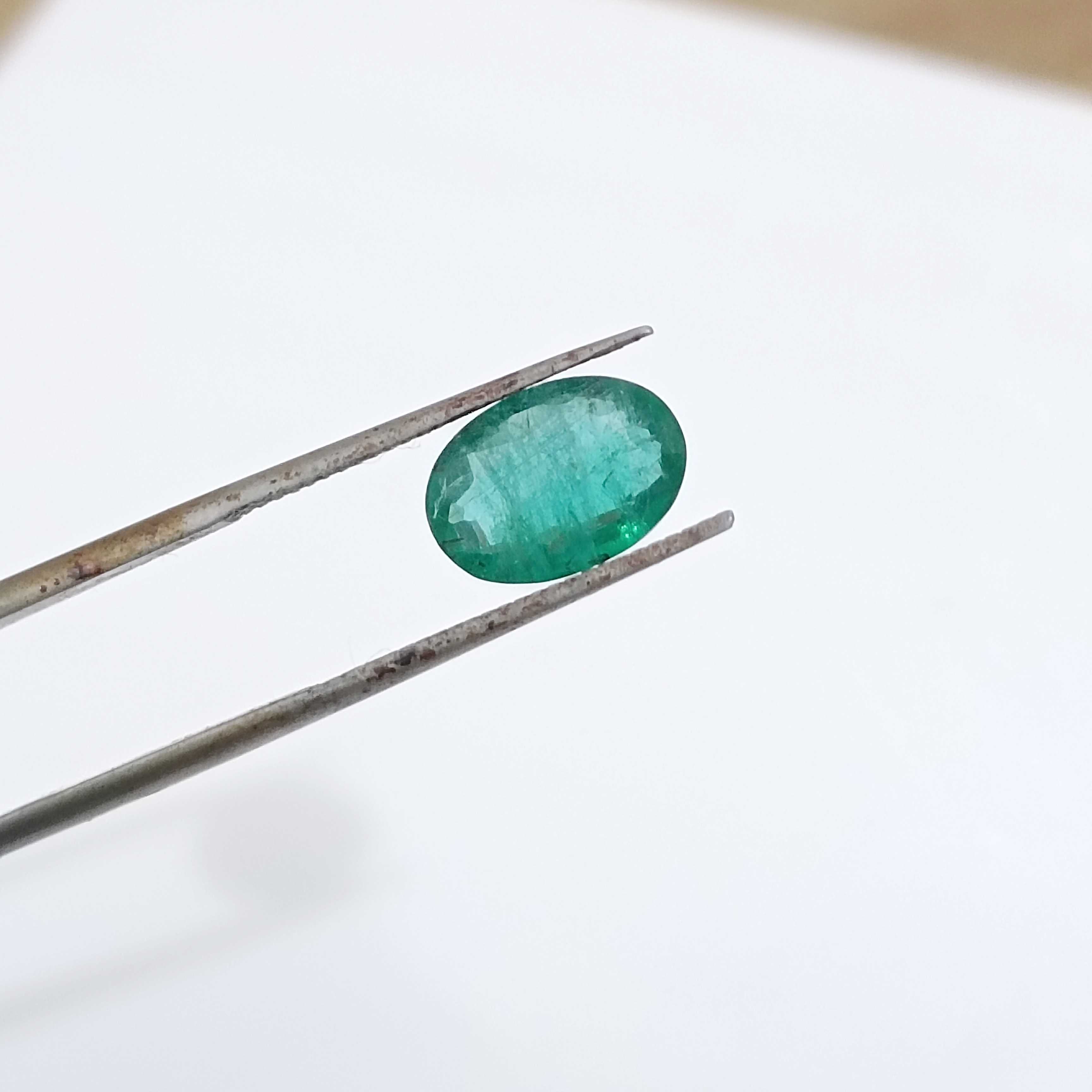 1.68ct deep pure green oval cut emerald gemstone 