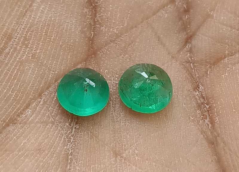 1.68ct 2pcs round cut emerald stone 