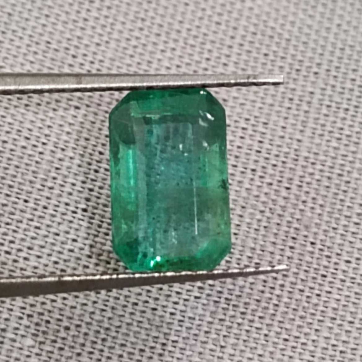 2.05ct bright golden green octagon emerald gemstone /