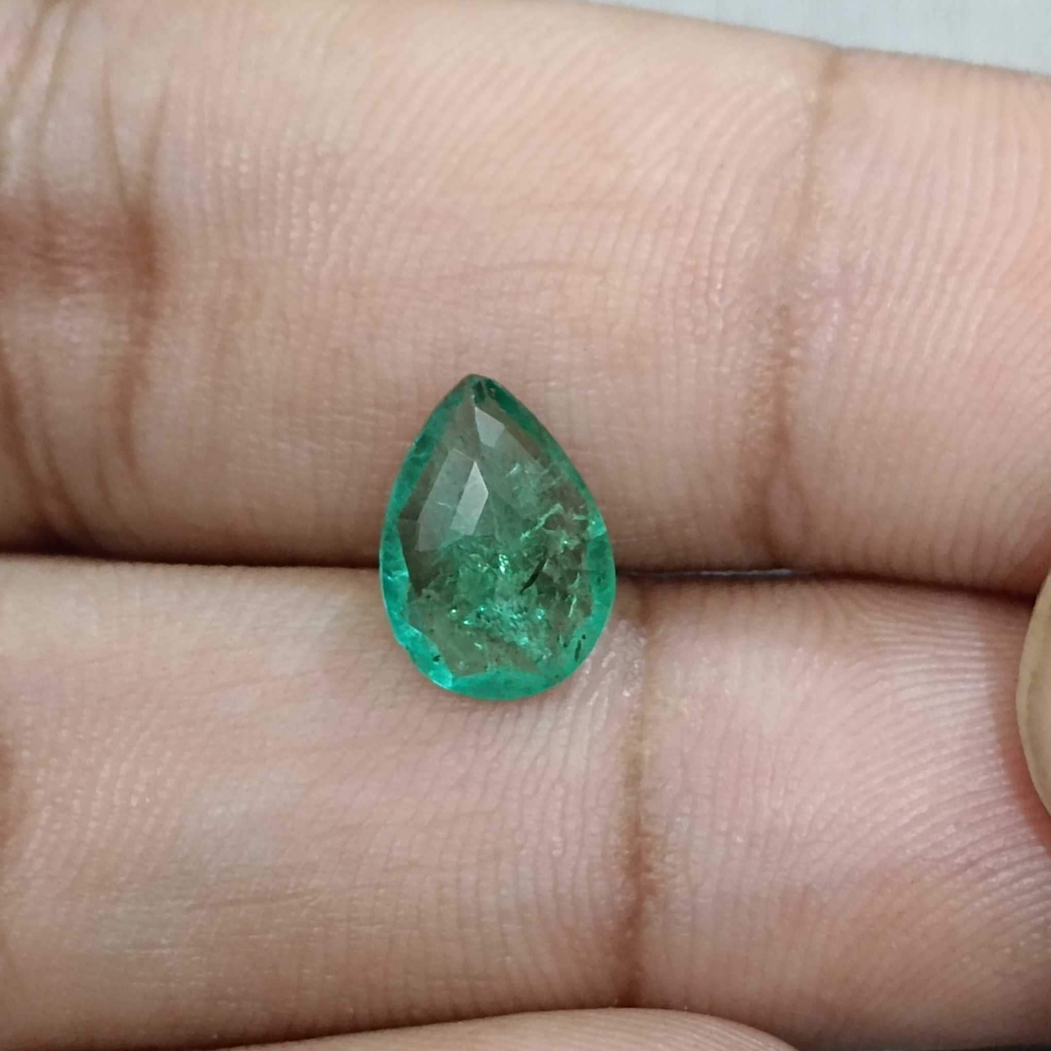 1.81ct spring green pear shape emerald gemstone 