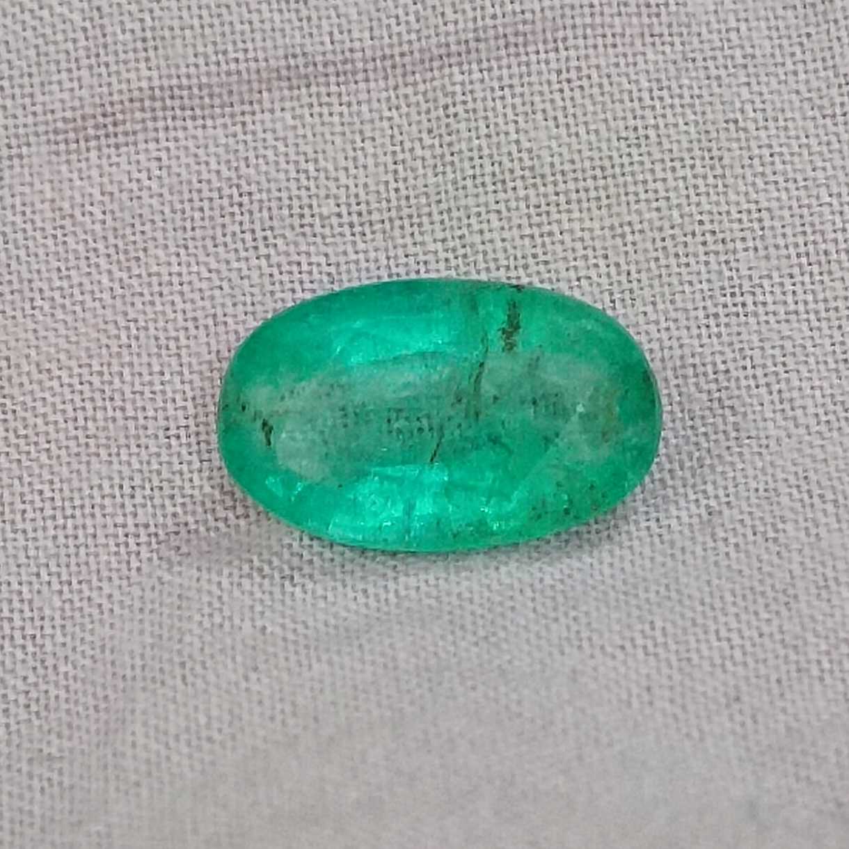 2.46ct neon green Colombian color oval shapeemerald