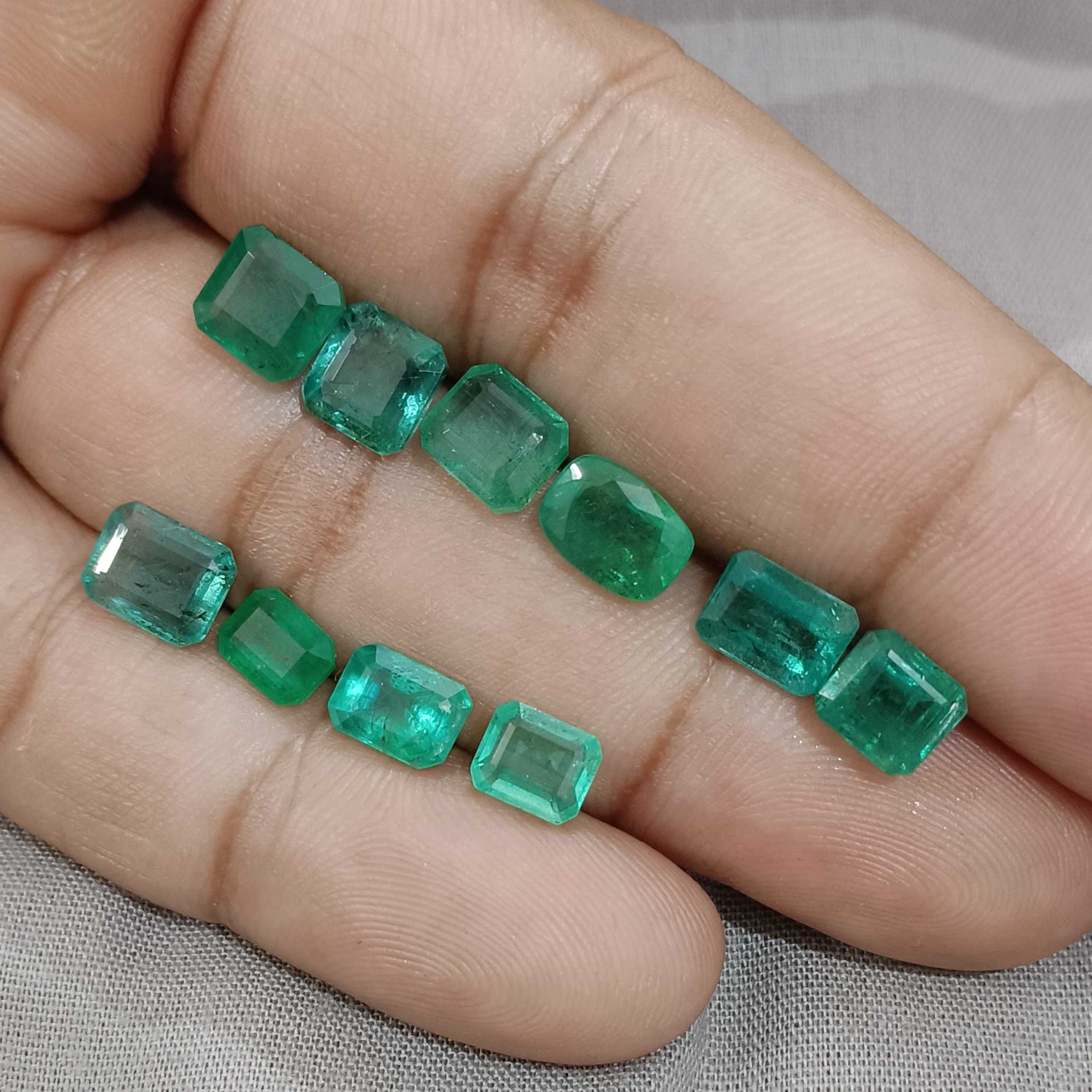 14.72ct golden green octagon cut emerald gem parcel