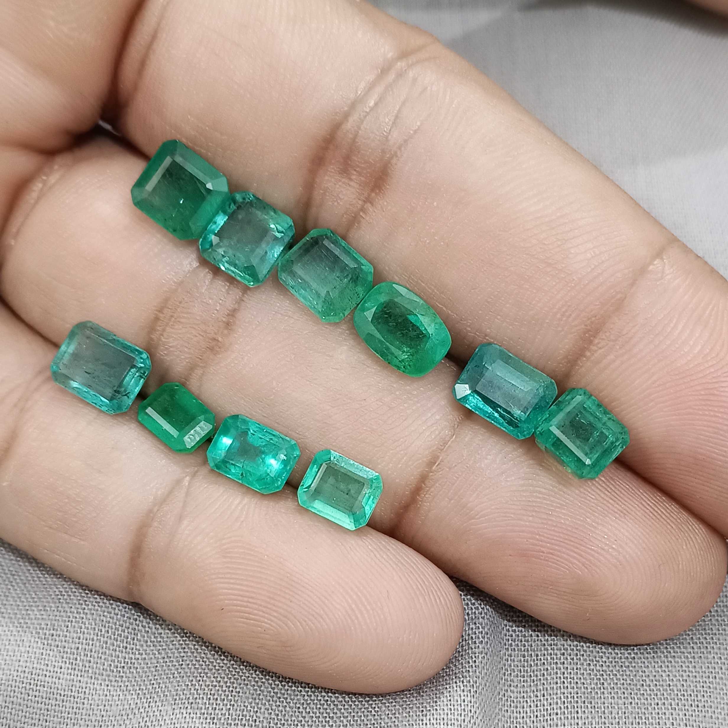 14.72ct golden green octagon cut emerald gem parcel