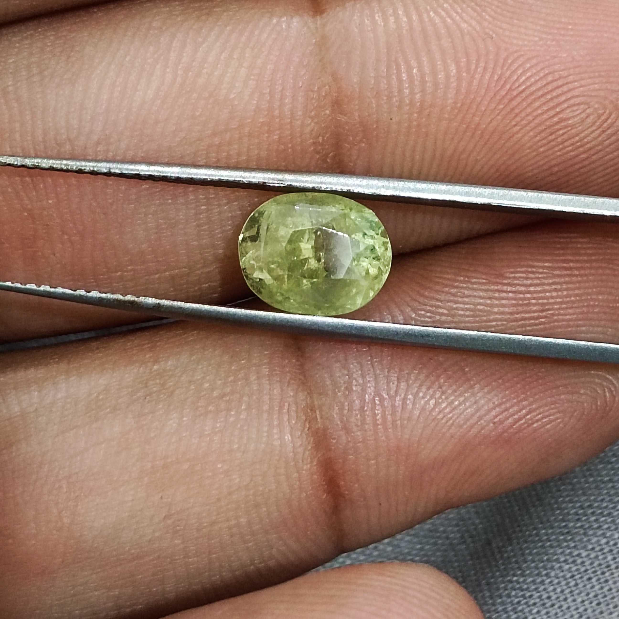 3.45ct bright neon yellow color cushion cut yellow sapphire gemstone 