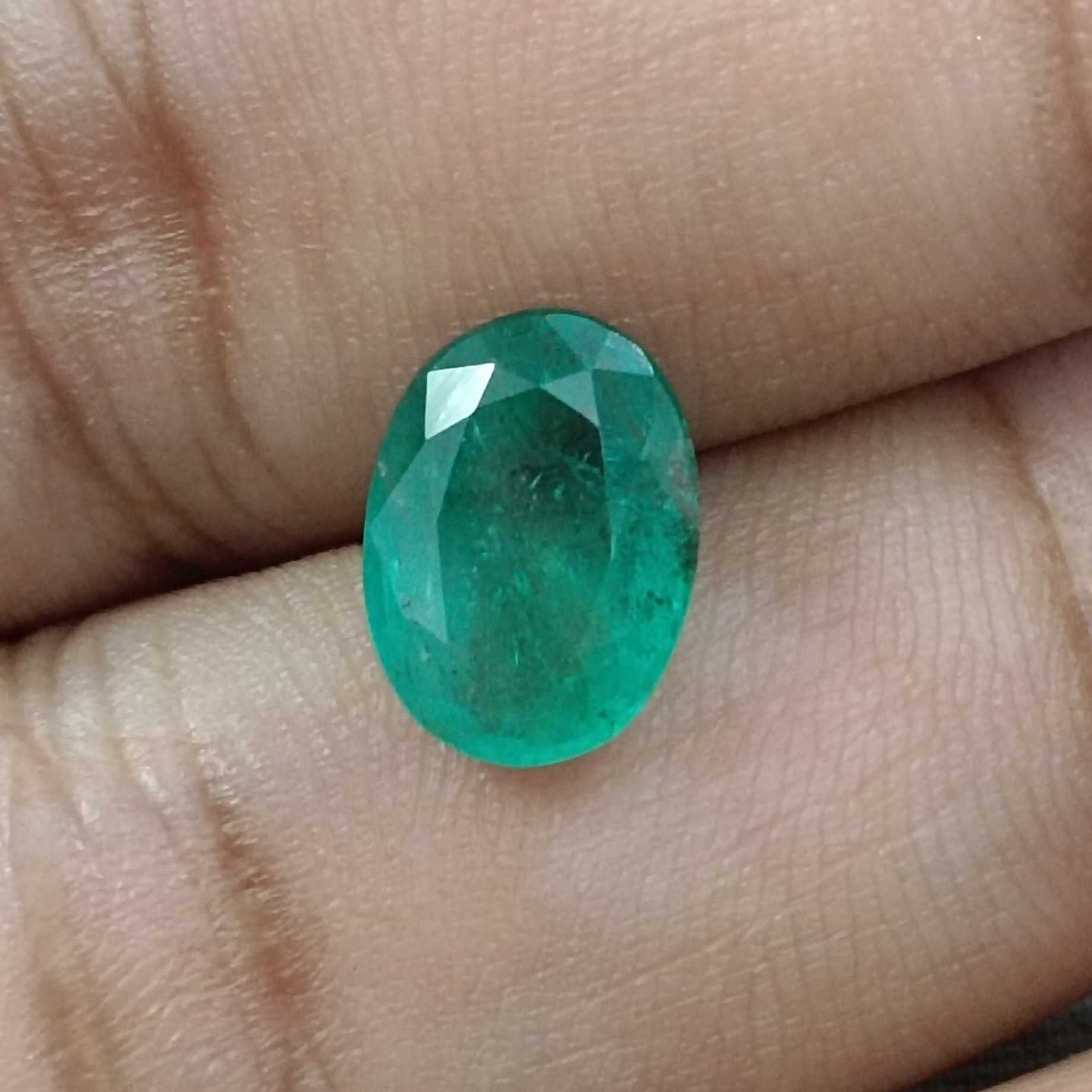 2.67ct medium forest green color oval cut emerald 