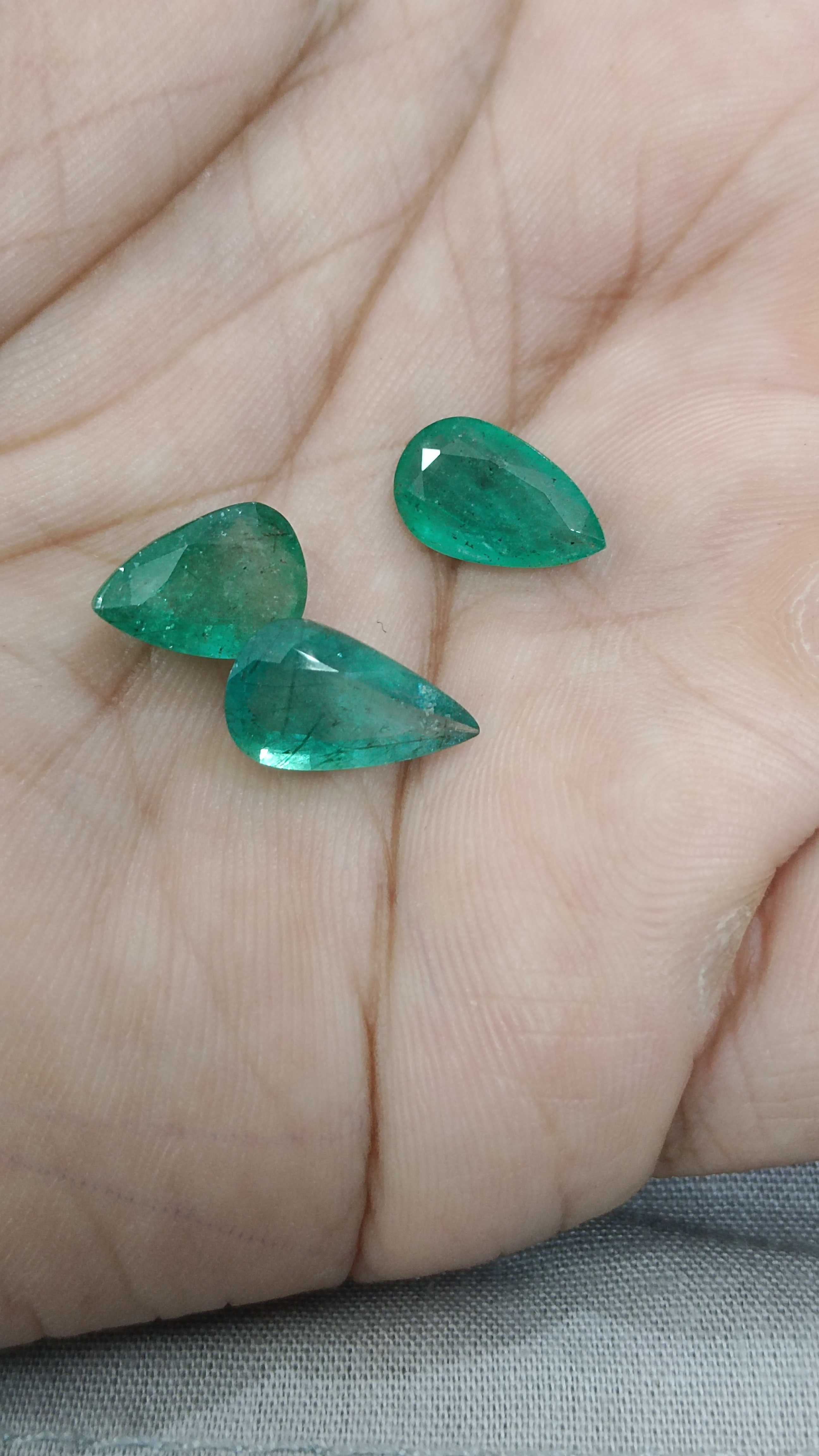 8.64ct natural medium deep green pear shape emerald gem lot