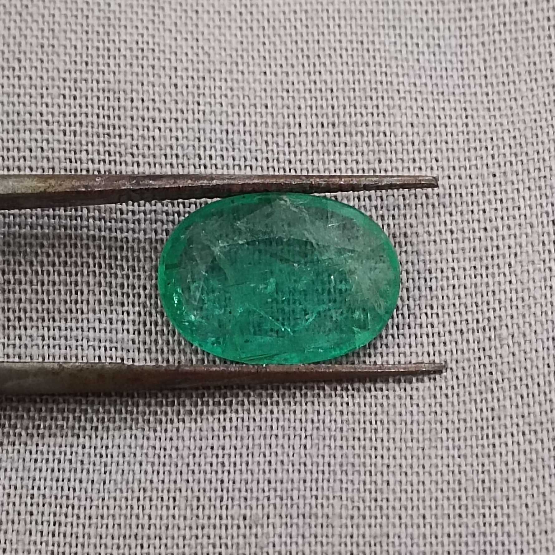 3.24ct parrot green Panjshir emerald with big table