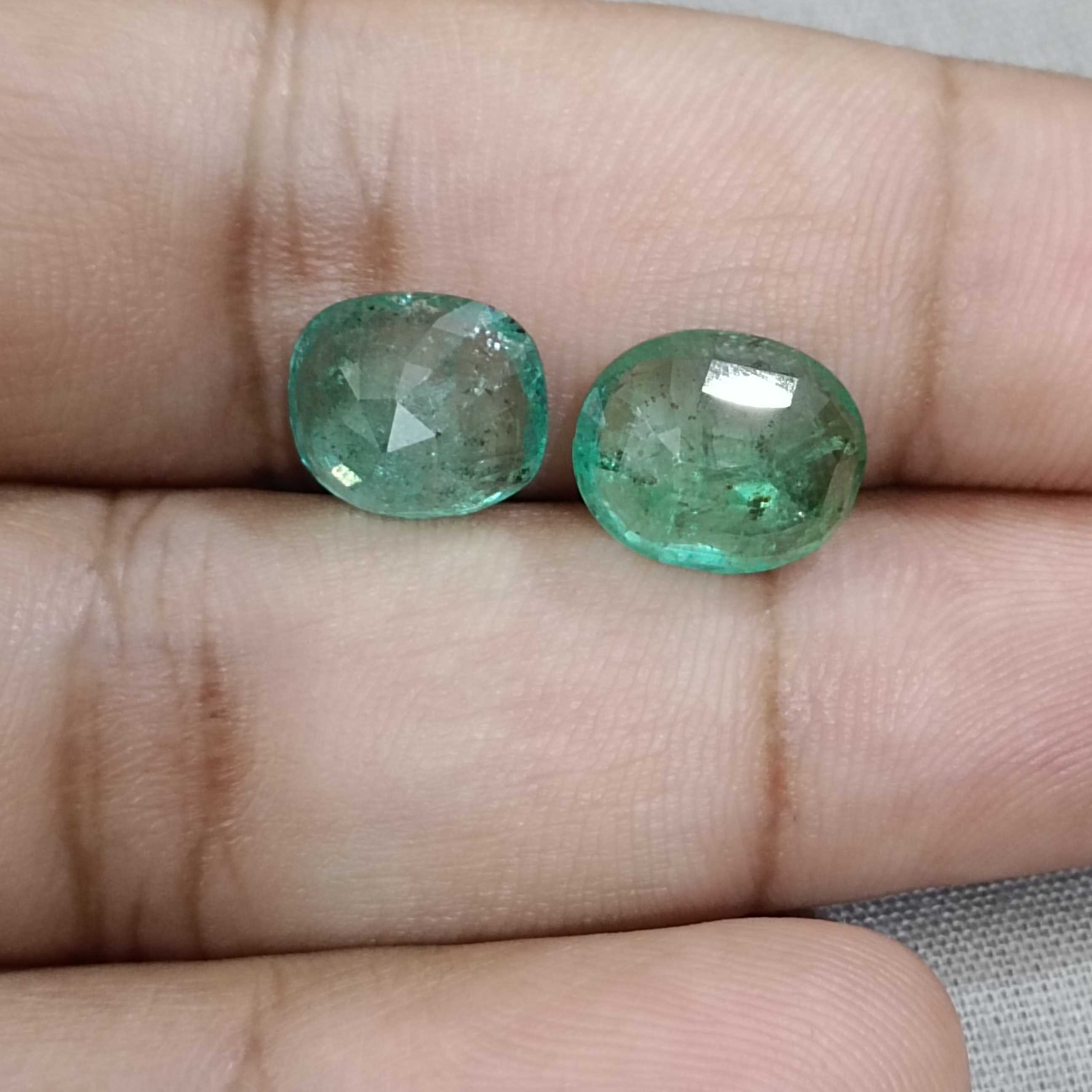 6.71ct 2pcs pastel color pastel green emeralds