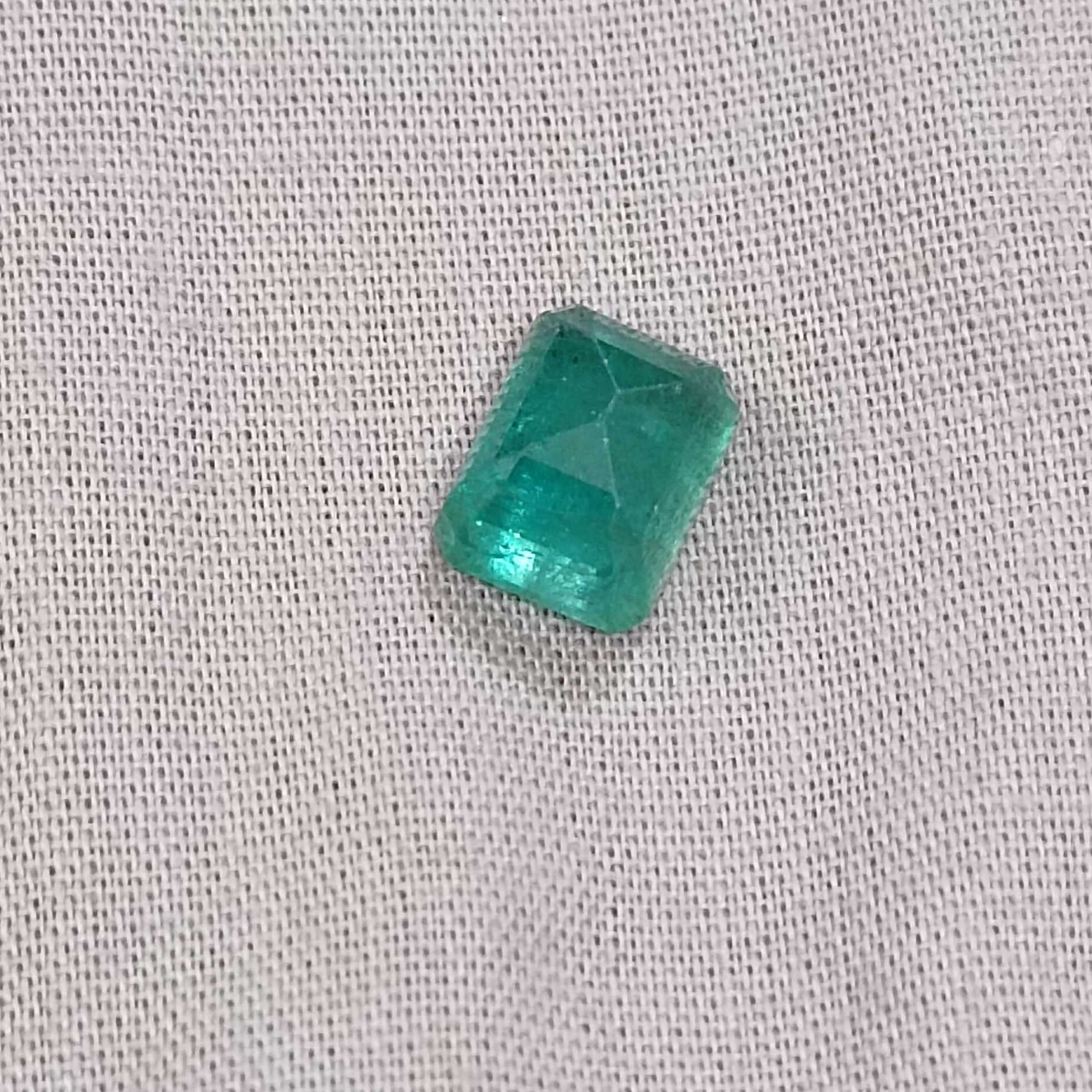 3.74ct medium green color emerald cut emerald stone