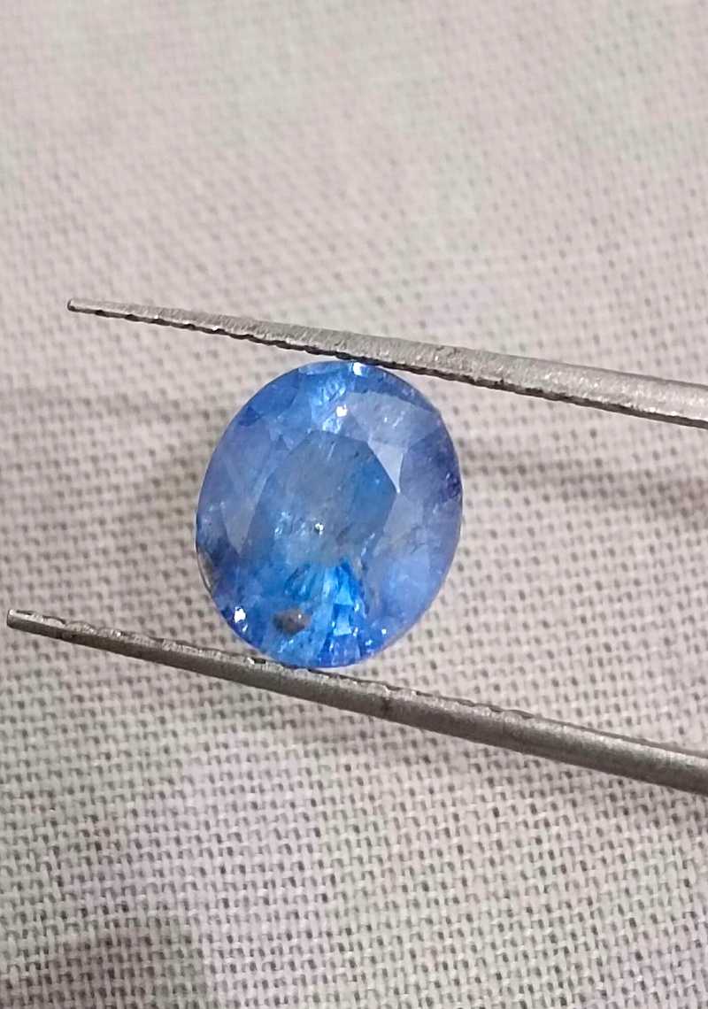 2.23ct oval cut Ceylon medium blue sapphire gemstone