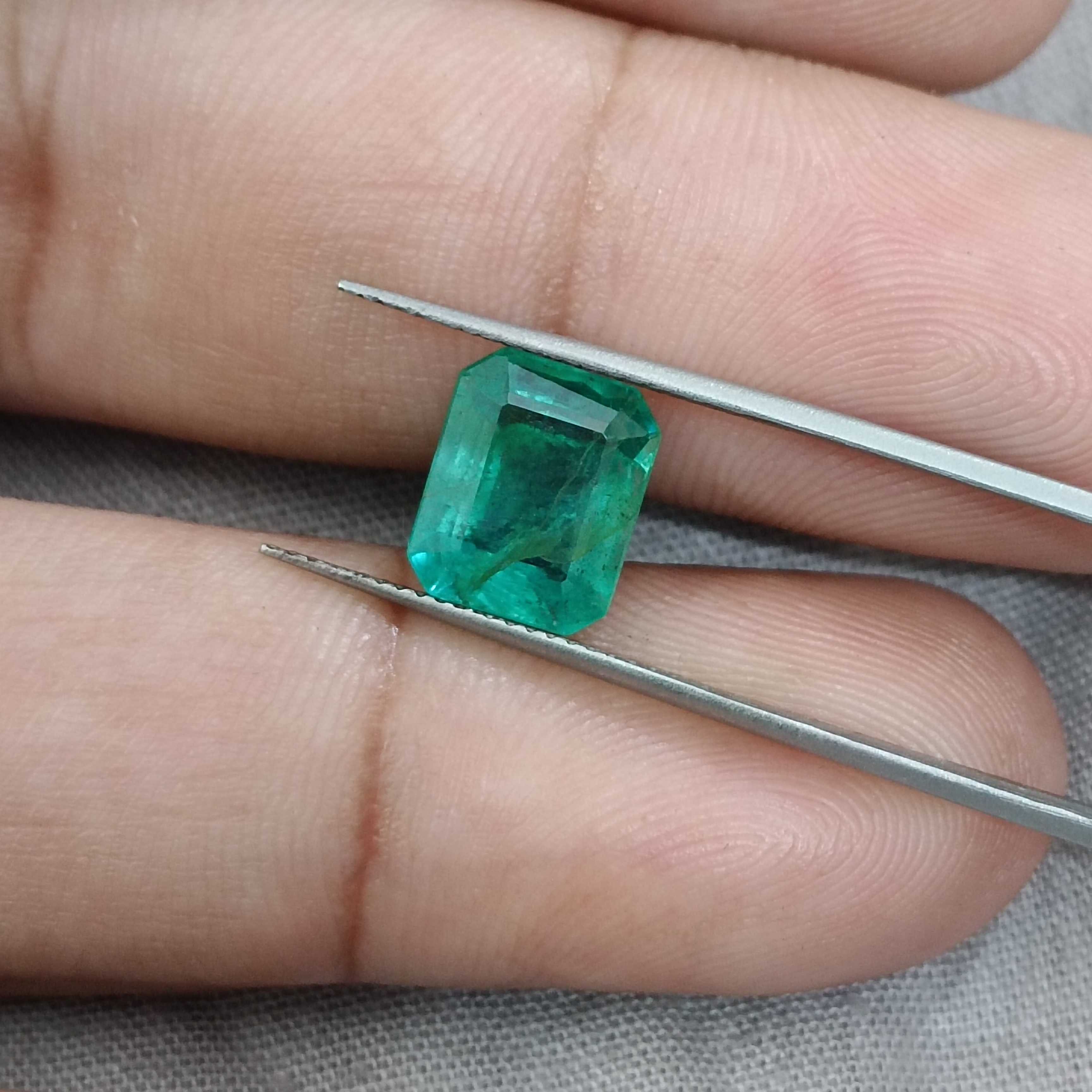 2.92ct medium green octagon shape Ethiopian emerald 