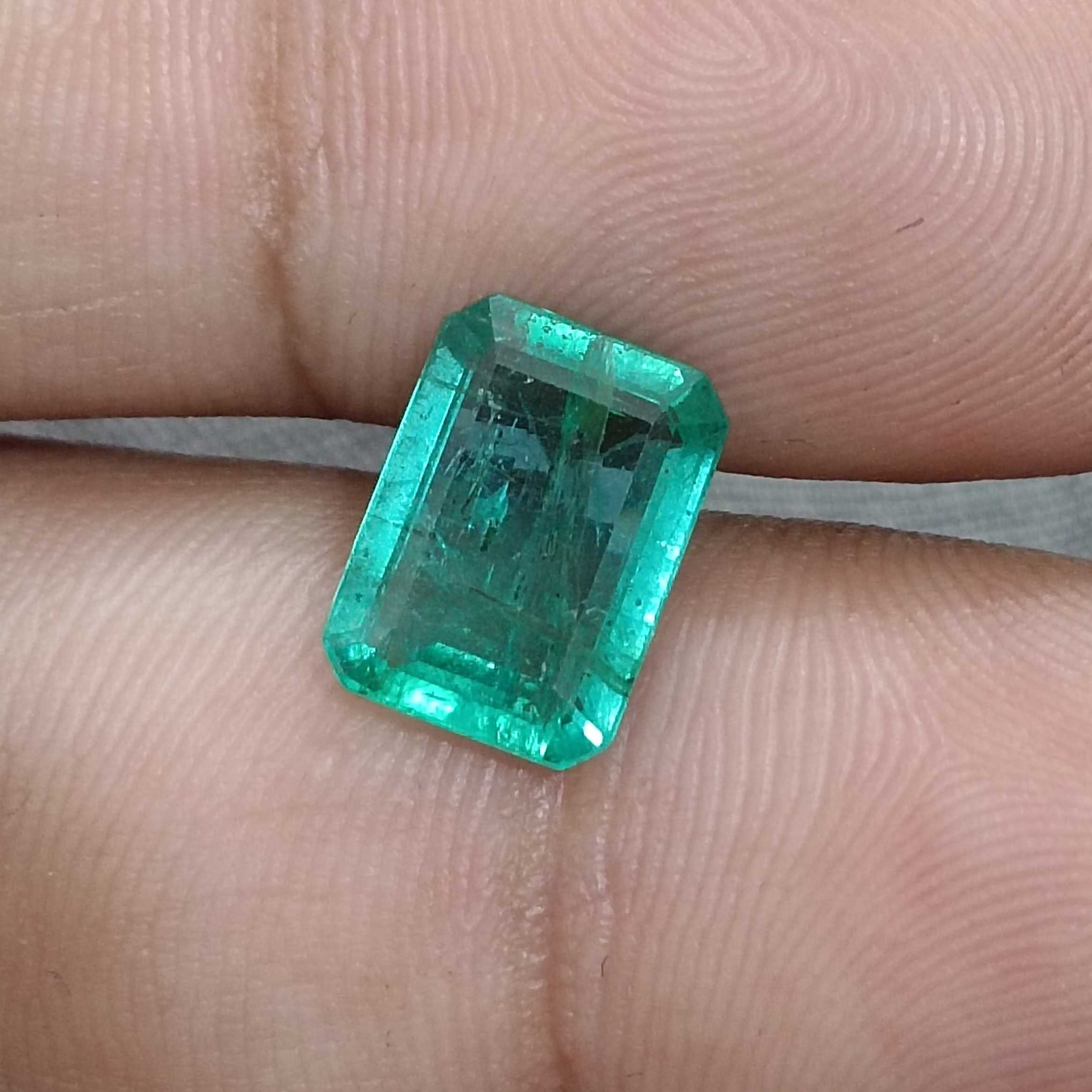 3.05ct GSI certified medium light graas green octagon emerald gemstone /