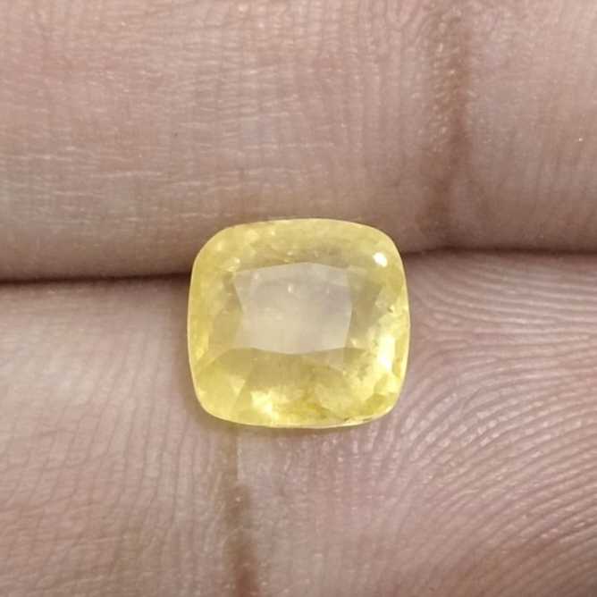 3.48ct GSI certified cushion cut unheated vivid yellow Ceylon sapphire gemstone /