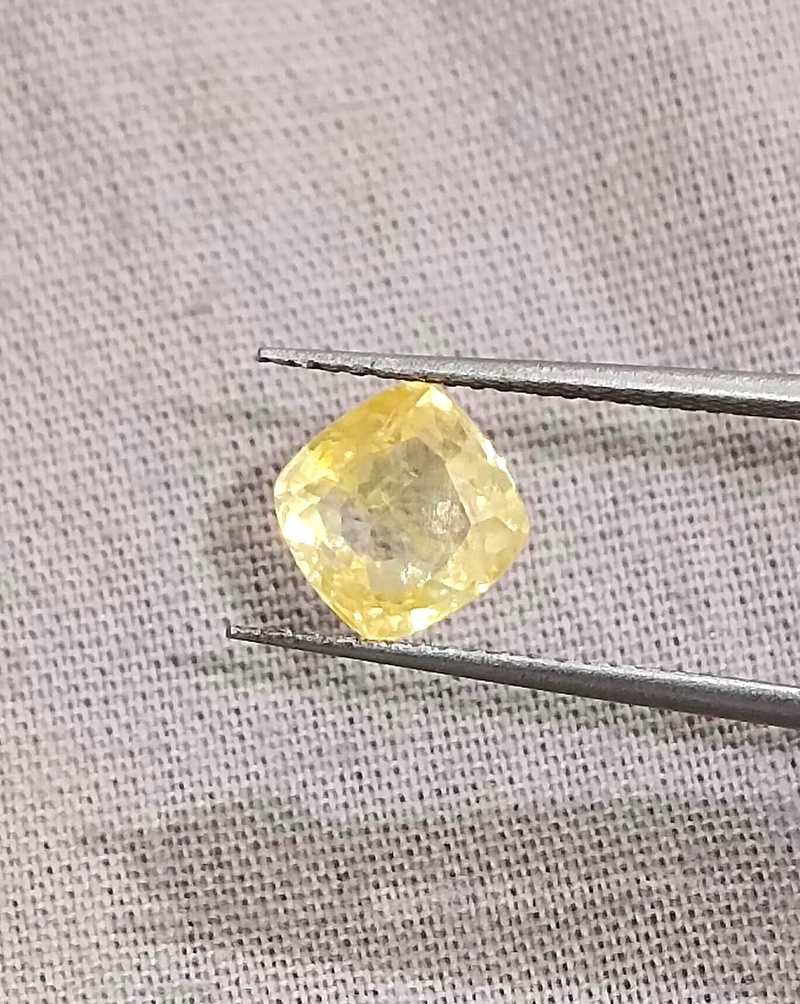 1.91ct GSI certified unheated cushion cut Ceylon intense yellow sapphire gem