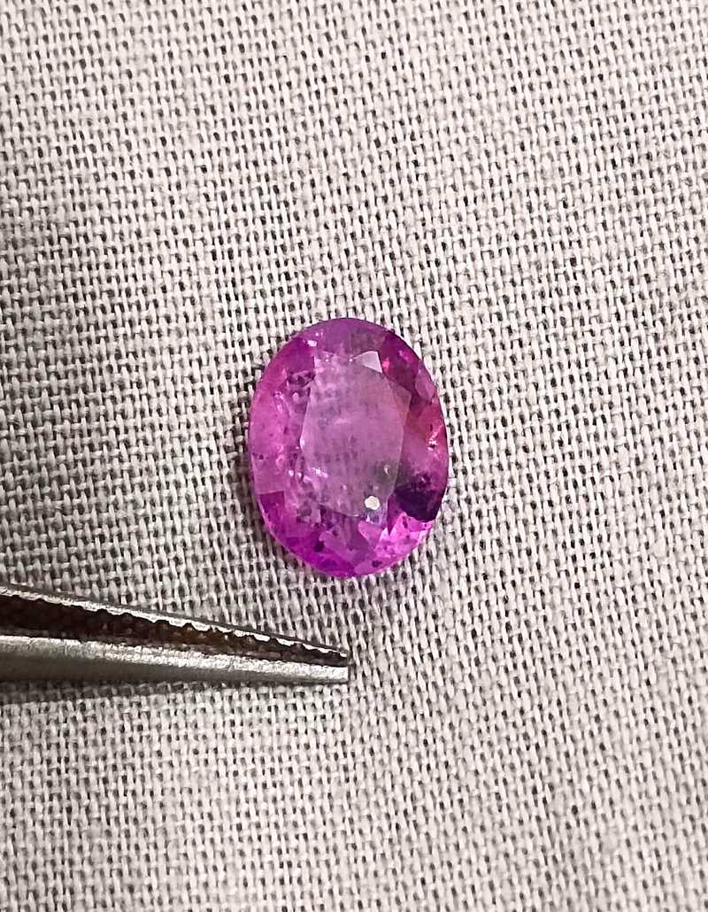 2.13ct GSI certified oval cut unheated deep purple red sapphire gem