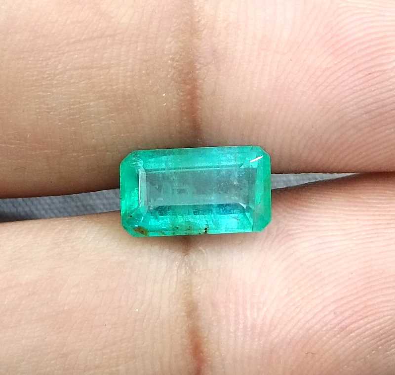 2.63ct medium light green octagon emerald stone